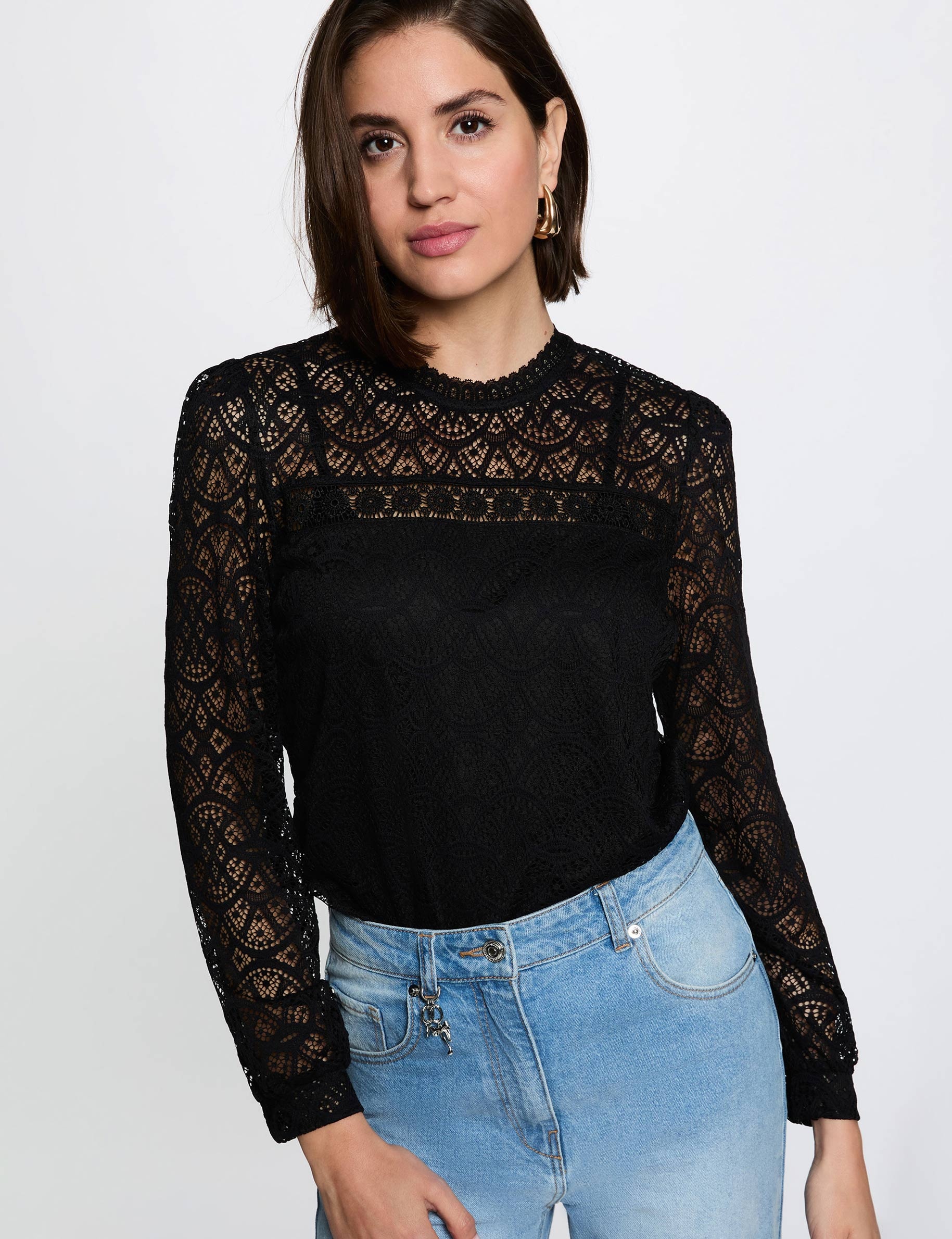 Long-sleeve lace t-shirt black women