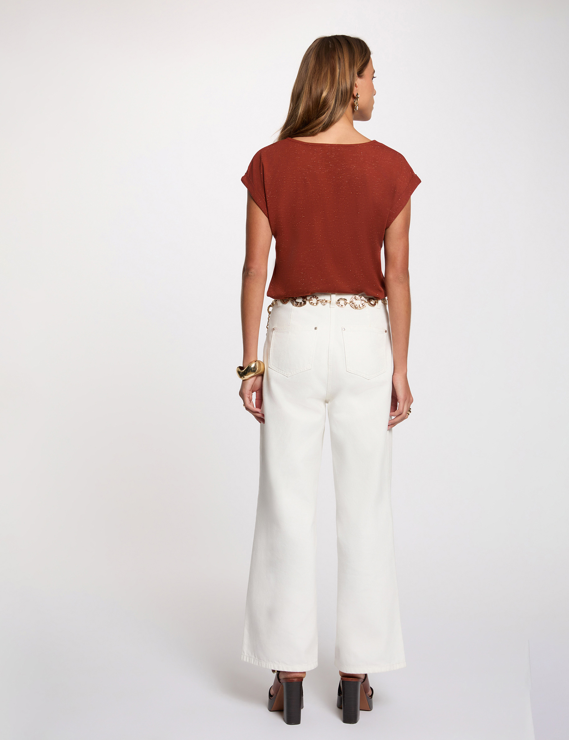 Shiny v-neck t-shirt cognac brown women