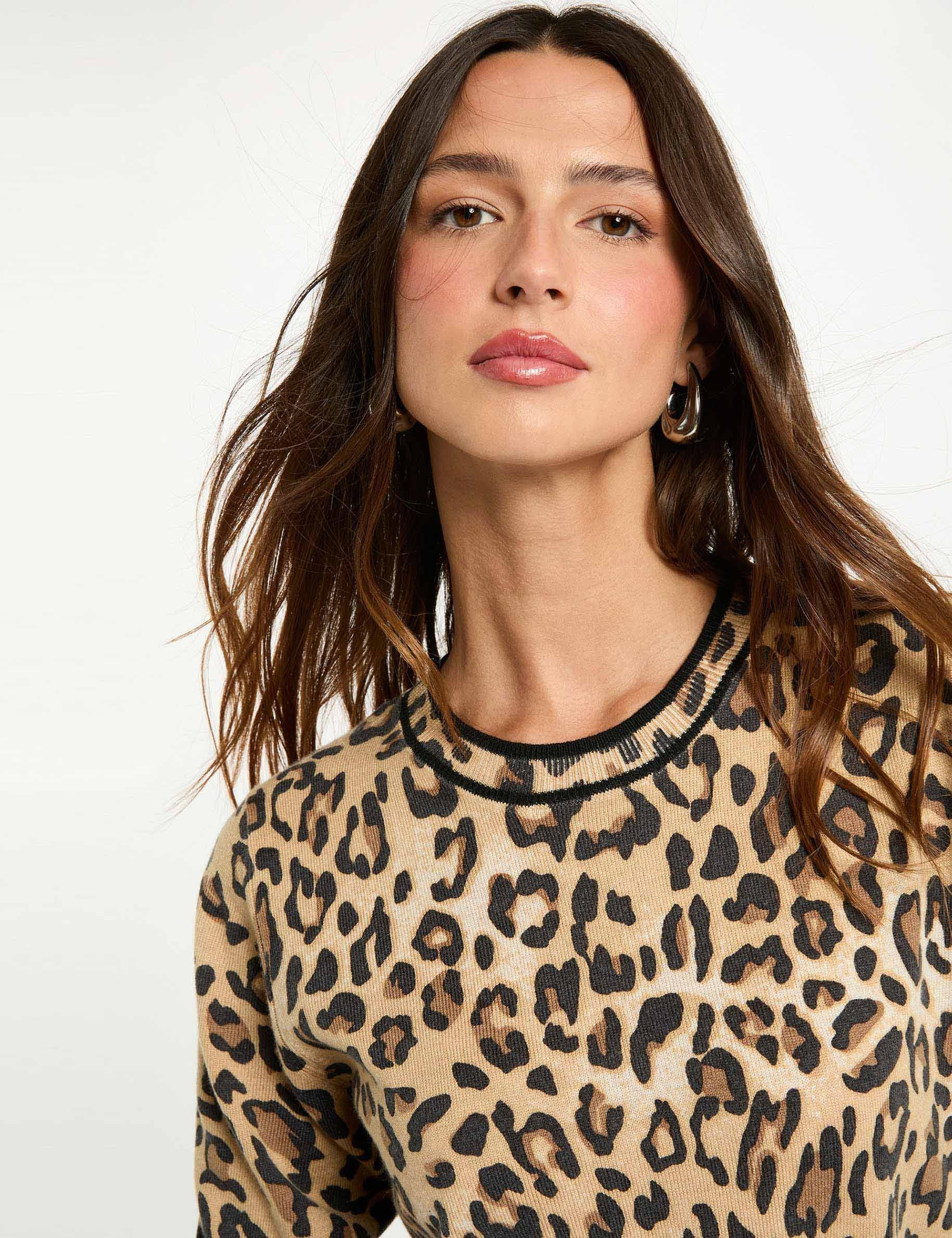 Fitted printed sweater sand women