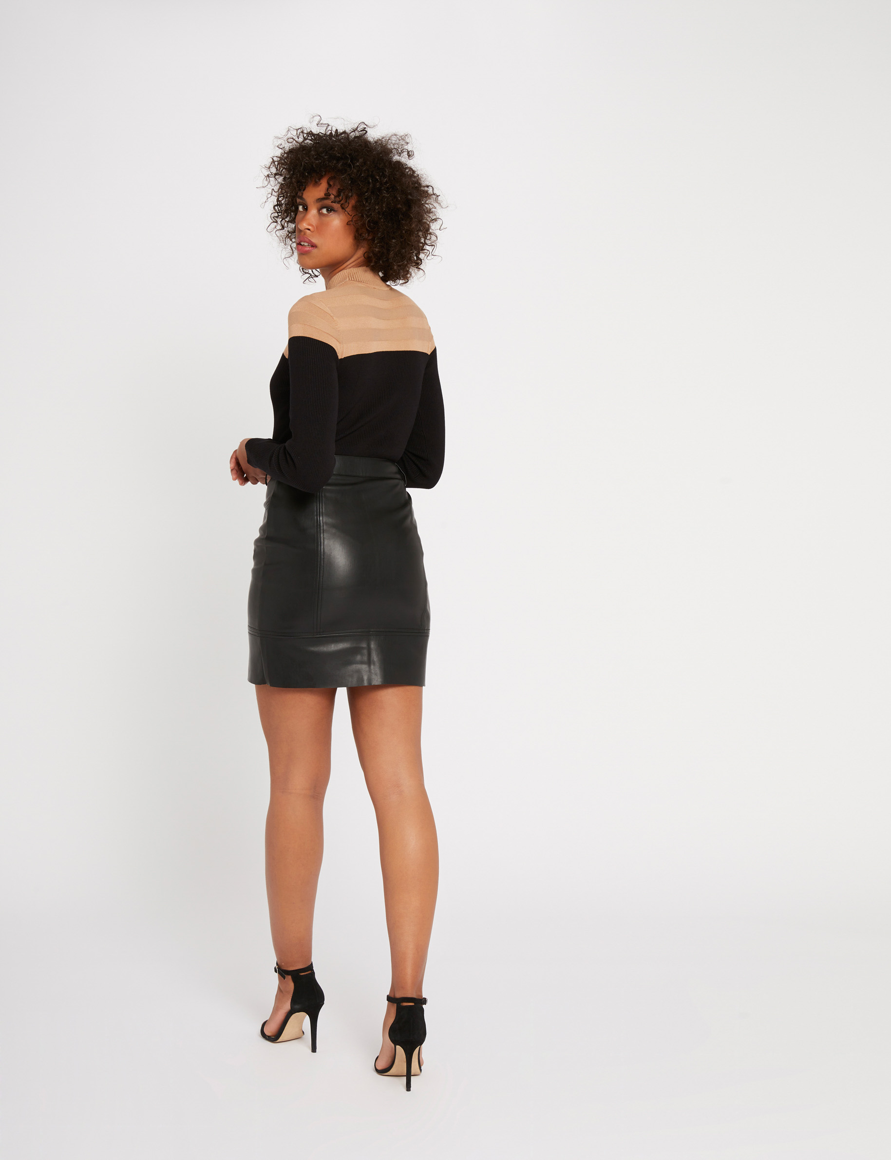 Long-sleeved jumper with high neck camel women