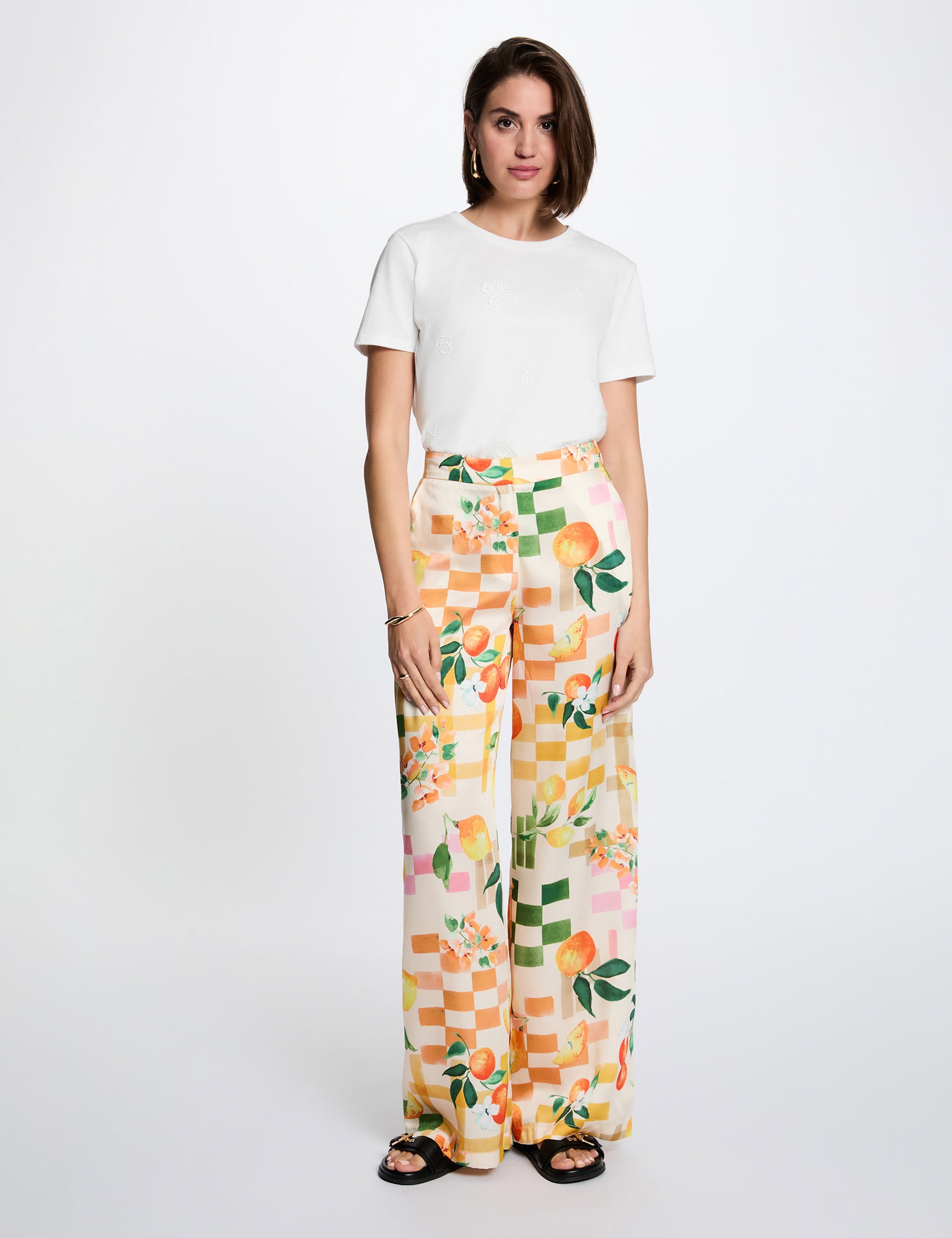 Embroidered round neck t-shirt white women