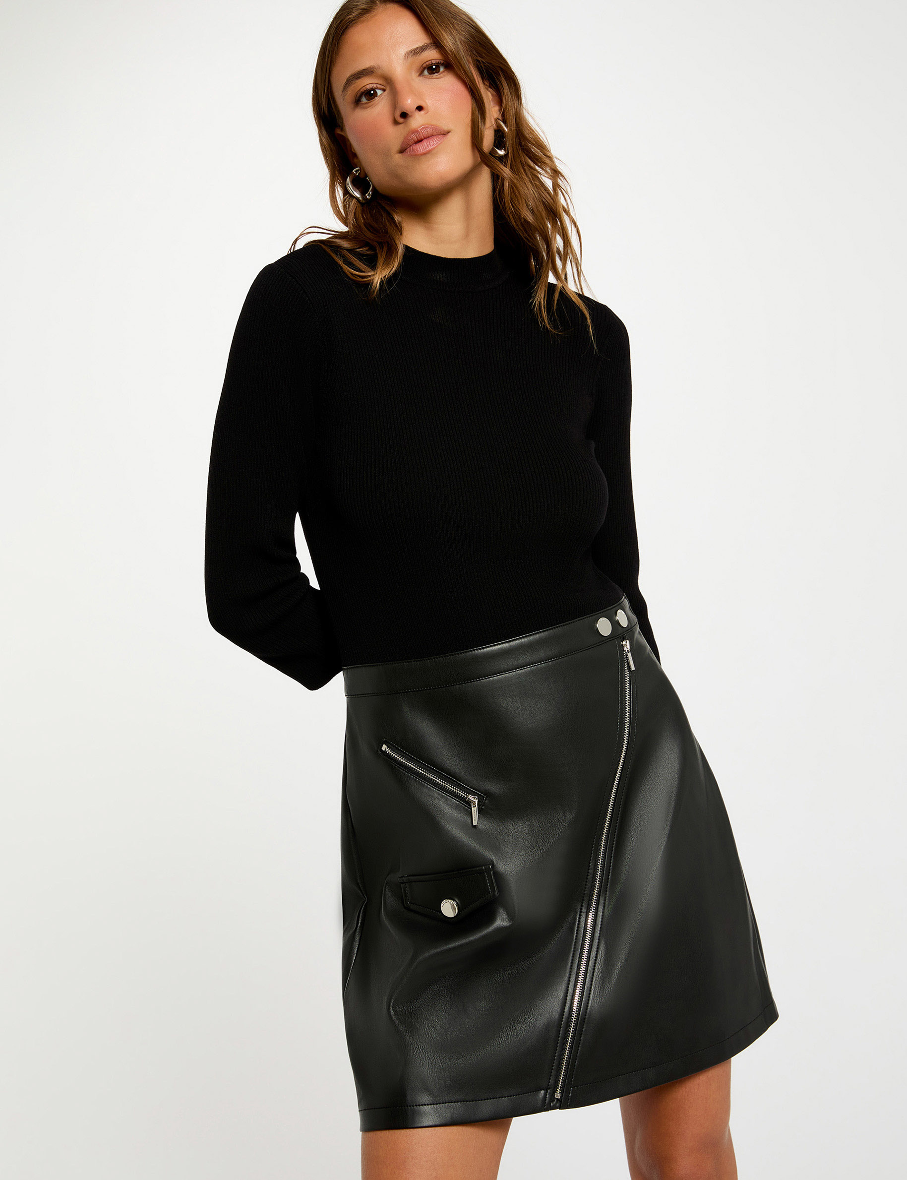 robe courte ajustee noir femme Robe courte ajustée noir femme