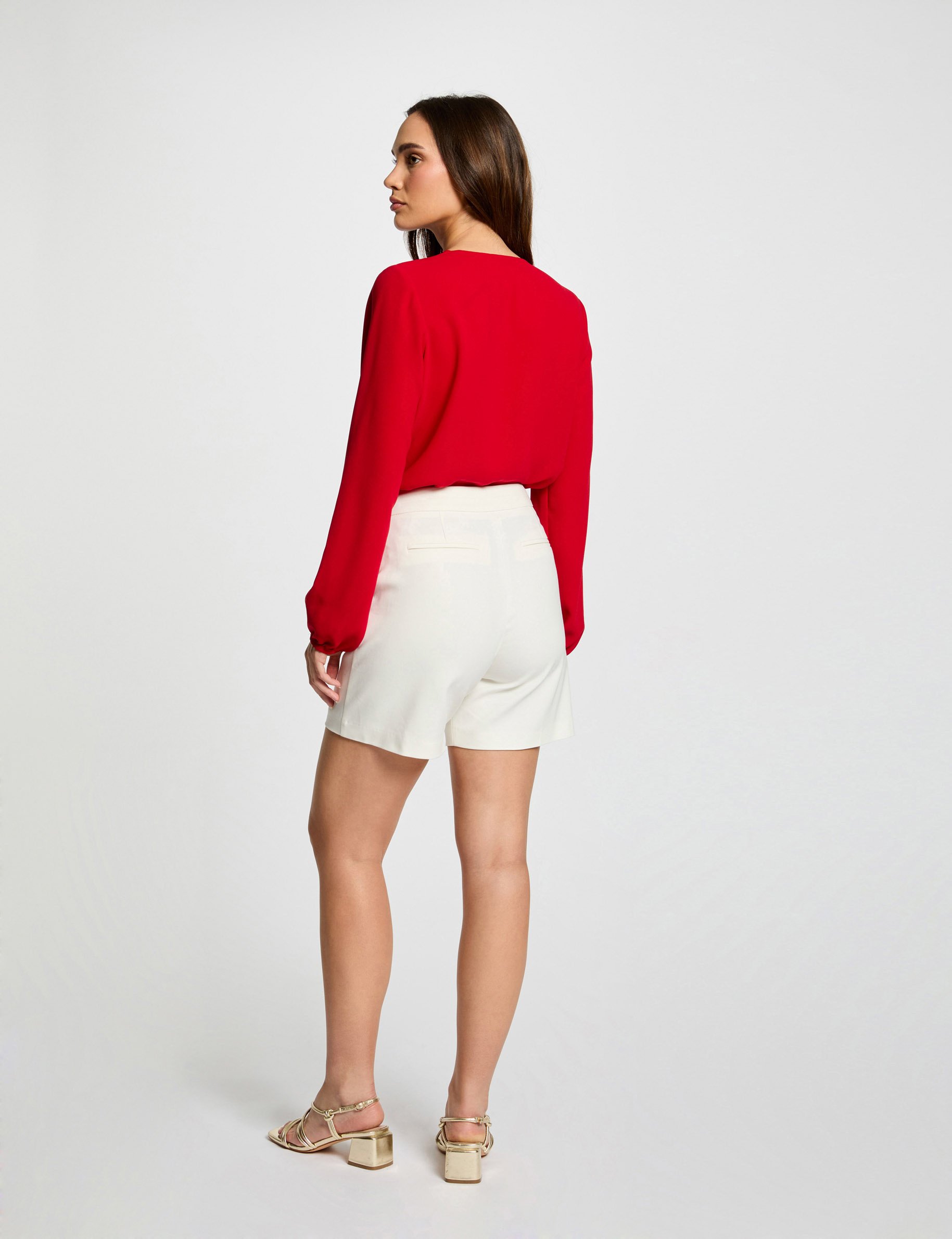 high waisted straight shorts with darts ecru women High-waisted straight shorts with darts ecru women