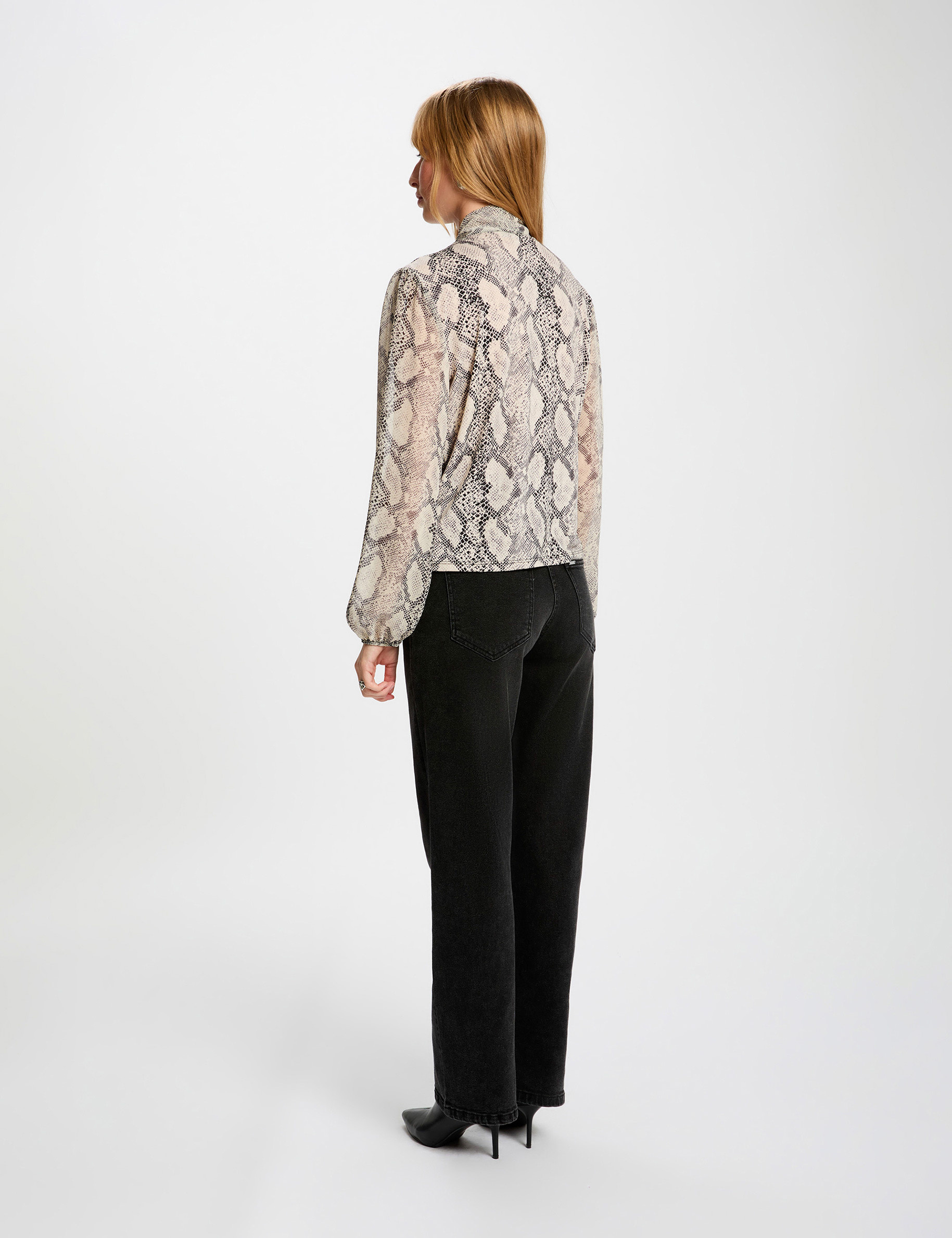 T-shirt with lavallière collar multicolor women