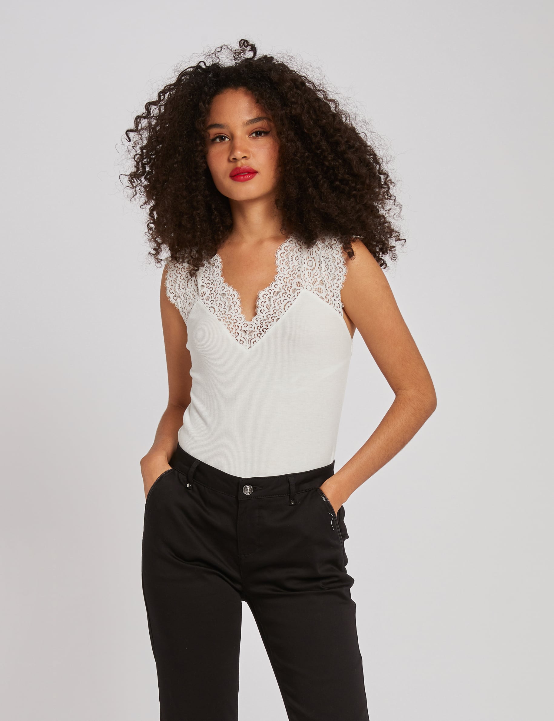 Vest top with wide straps and lace ivory women