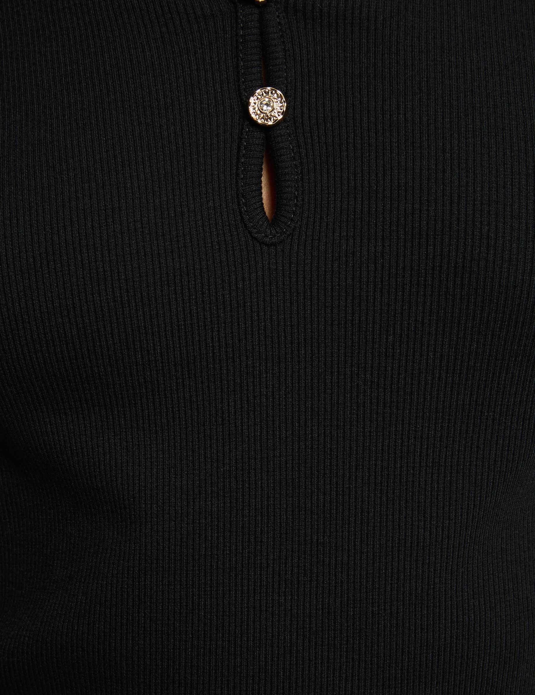 buttoned heart neck t shirt black women null