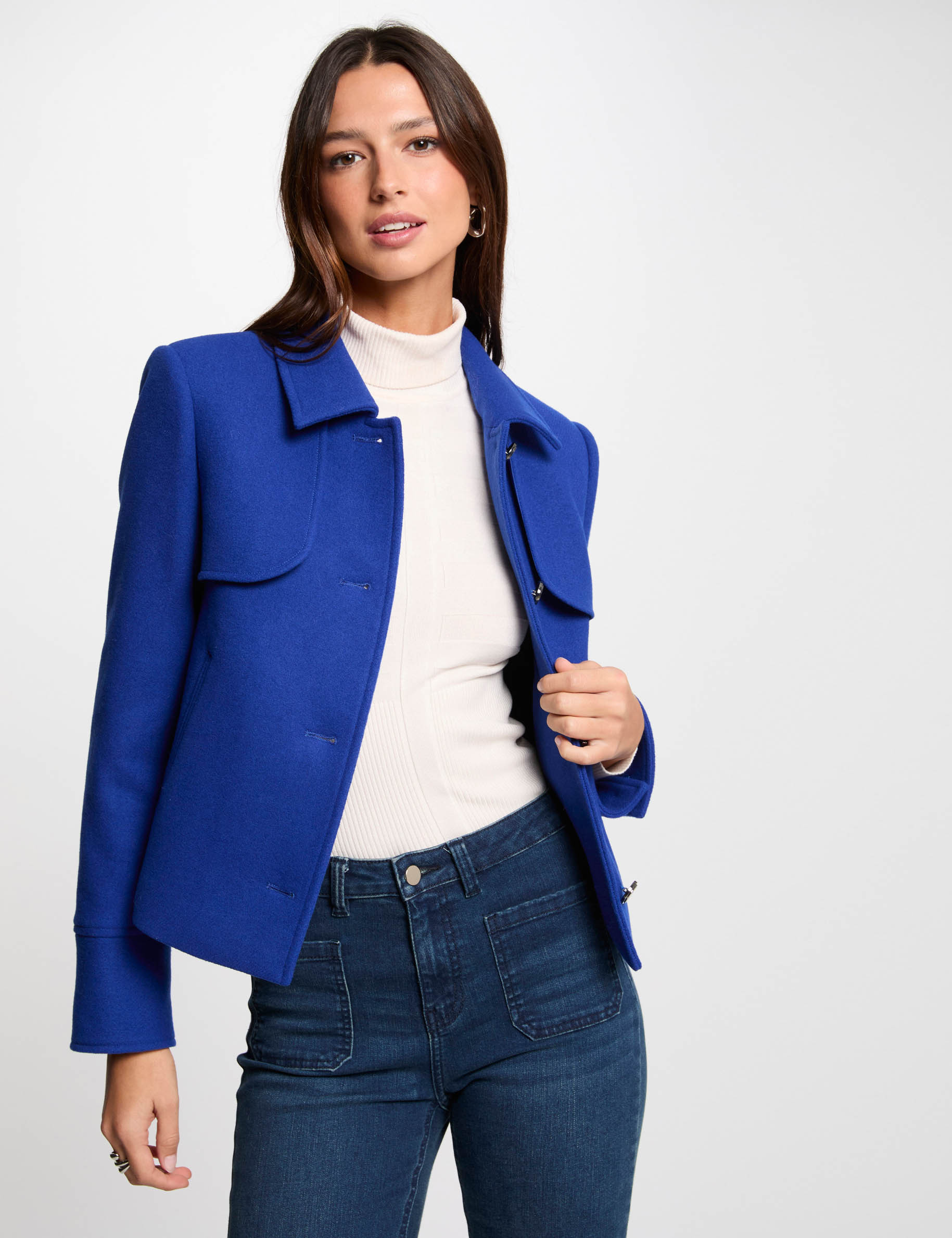 short buttoned coat blue women Short buttoned coat blue women