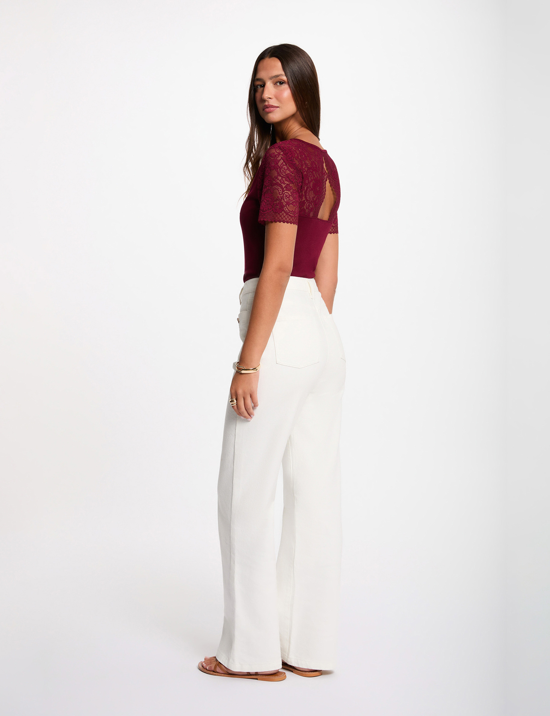 Lace V-neck t-shirt bordeaux women