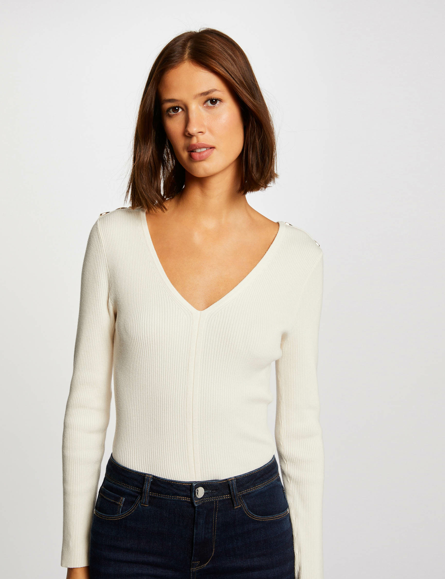 Long-sleeved jumper with V-neck ivory ladies' Long-sleeved jumper with V-neck ivory ladies'