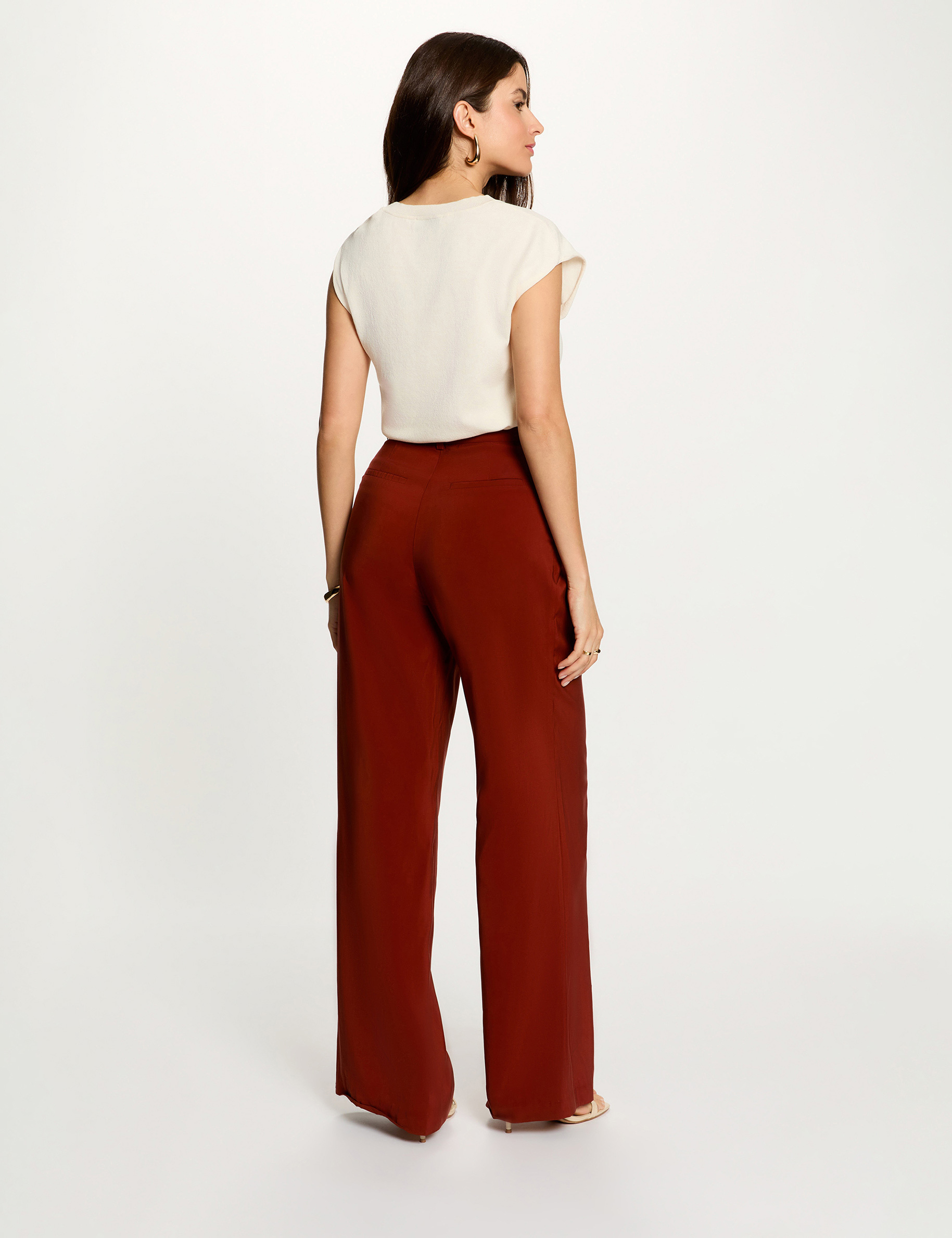 Sleeveless asymmetric top ivory women