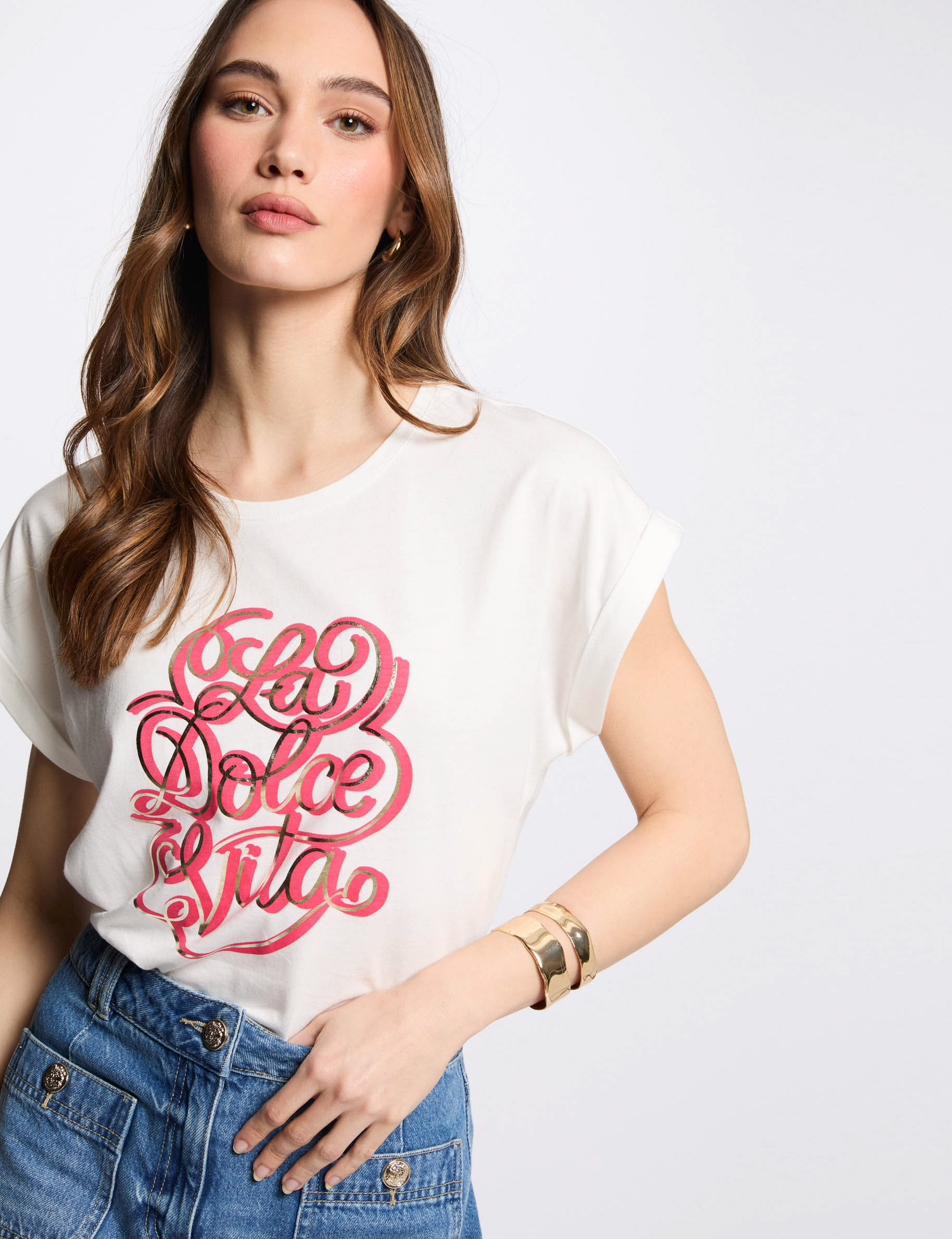 t shirt with message white women T-shirt with message white women