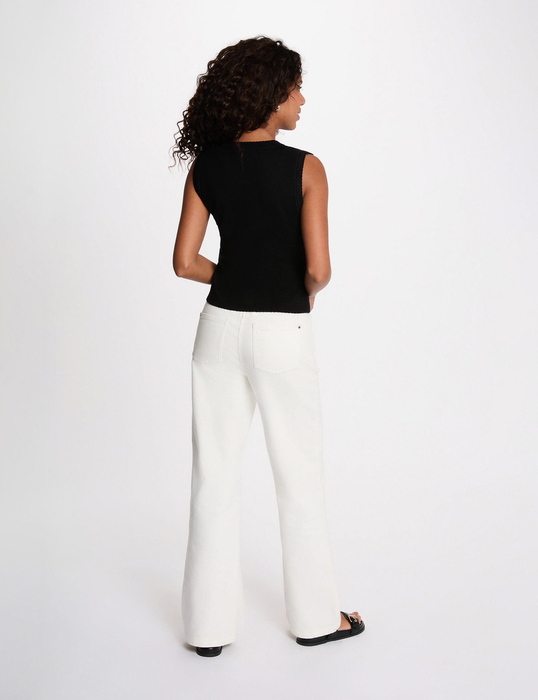 Sleeveless V-neck cardigan black women