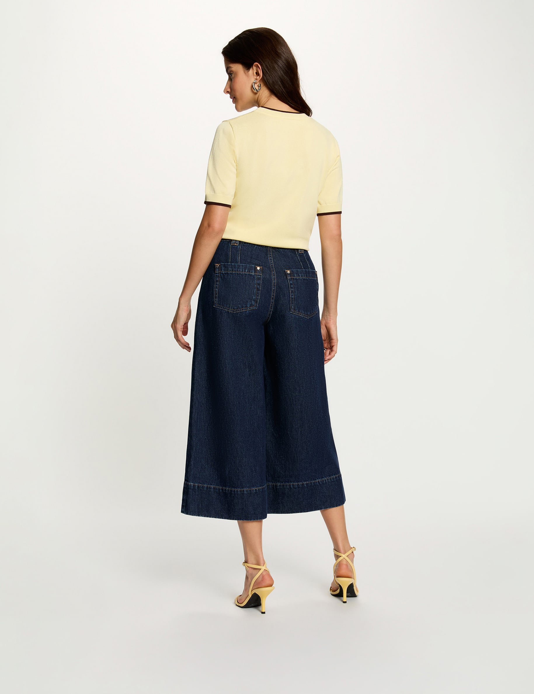 Short-sleeve sweater pastel yellow women