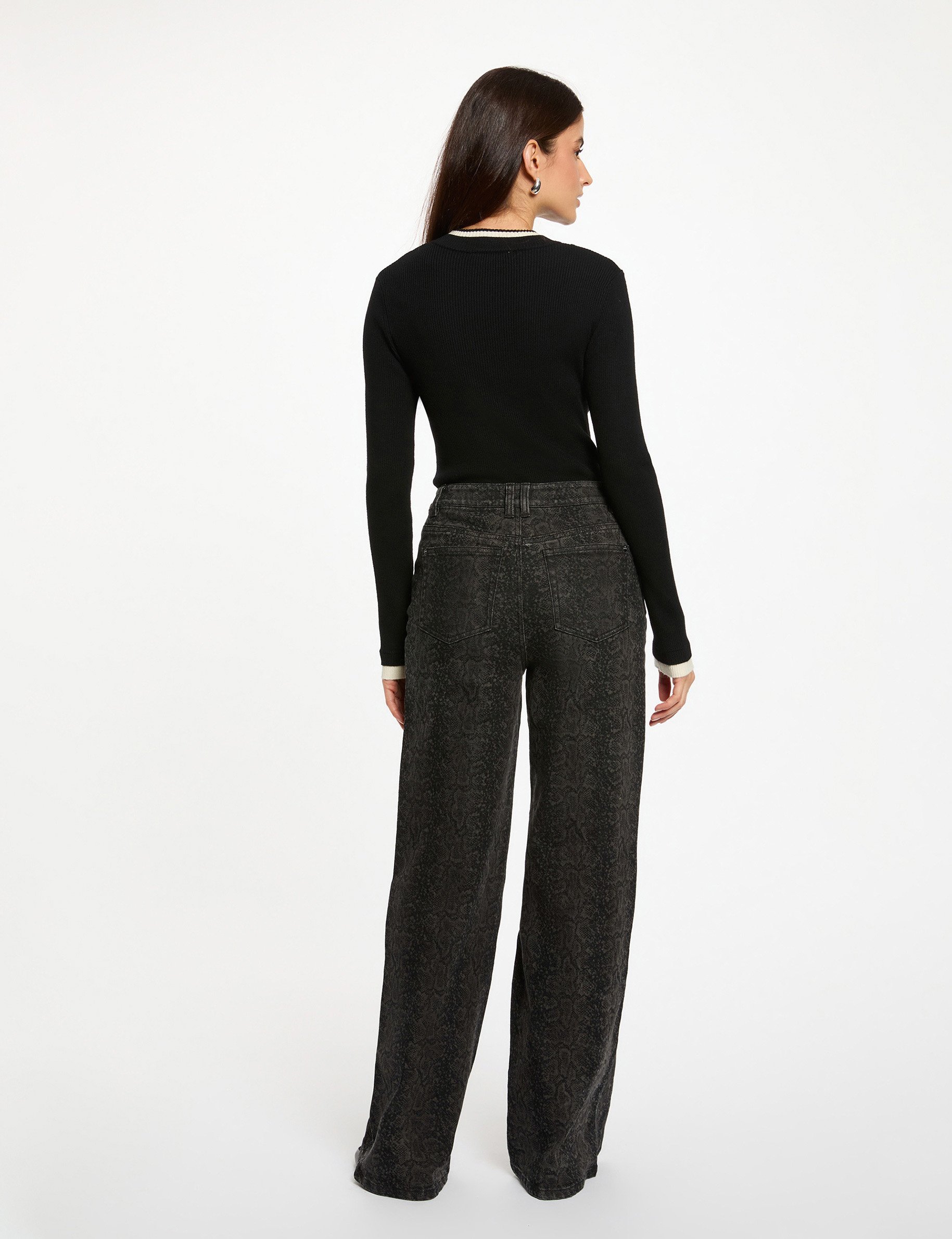 Cropped sweater with high neck black women