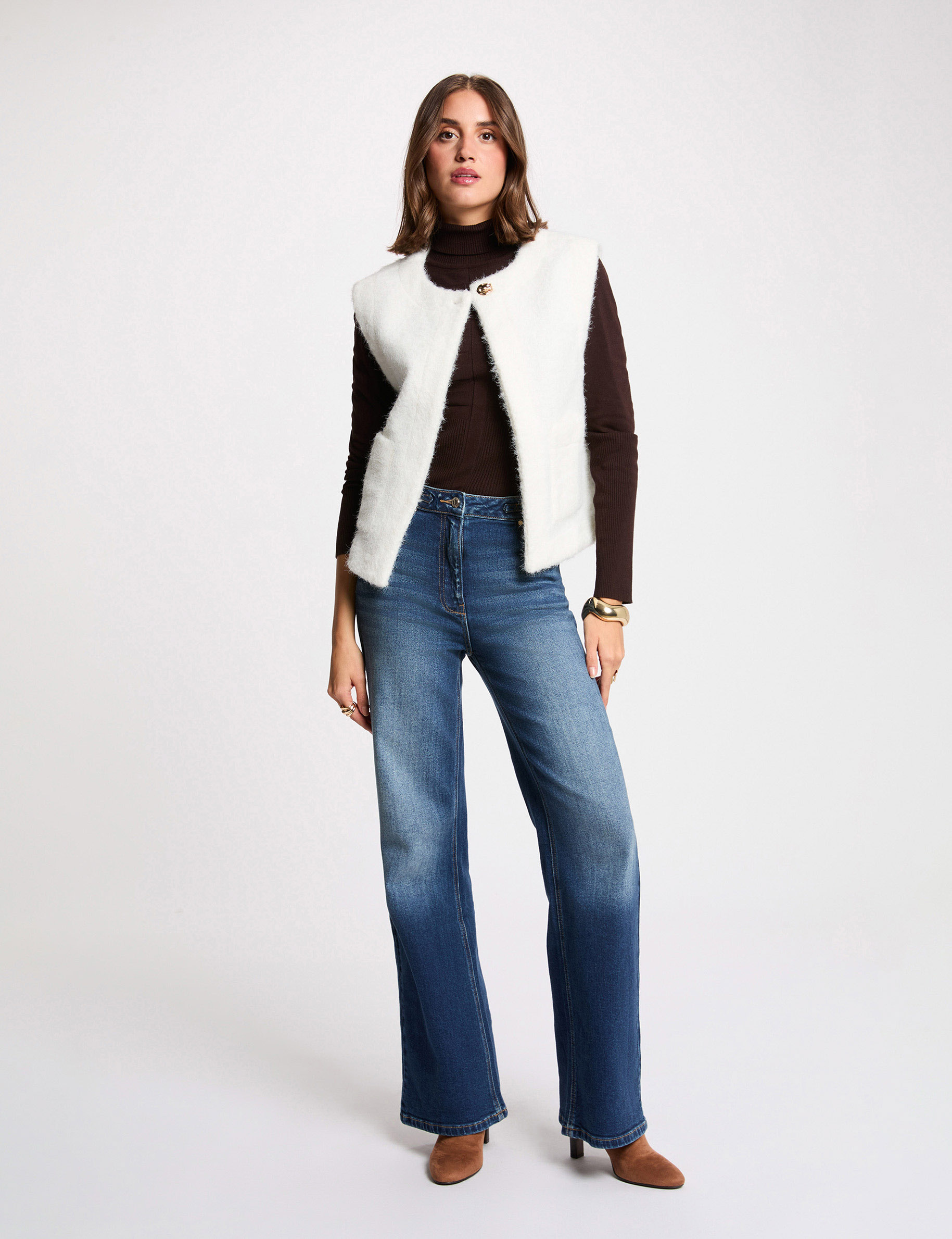 Sleeveless jacket ivory women