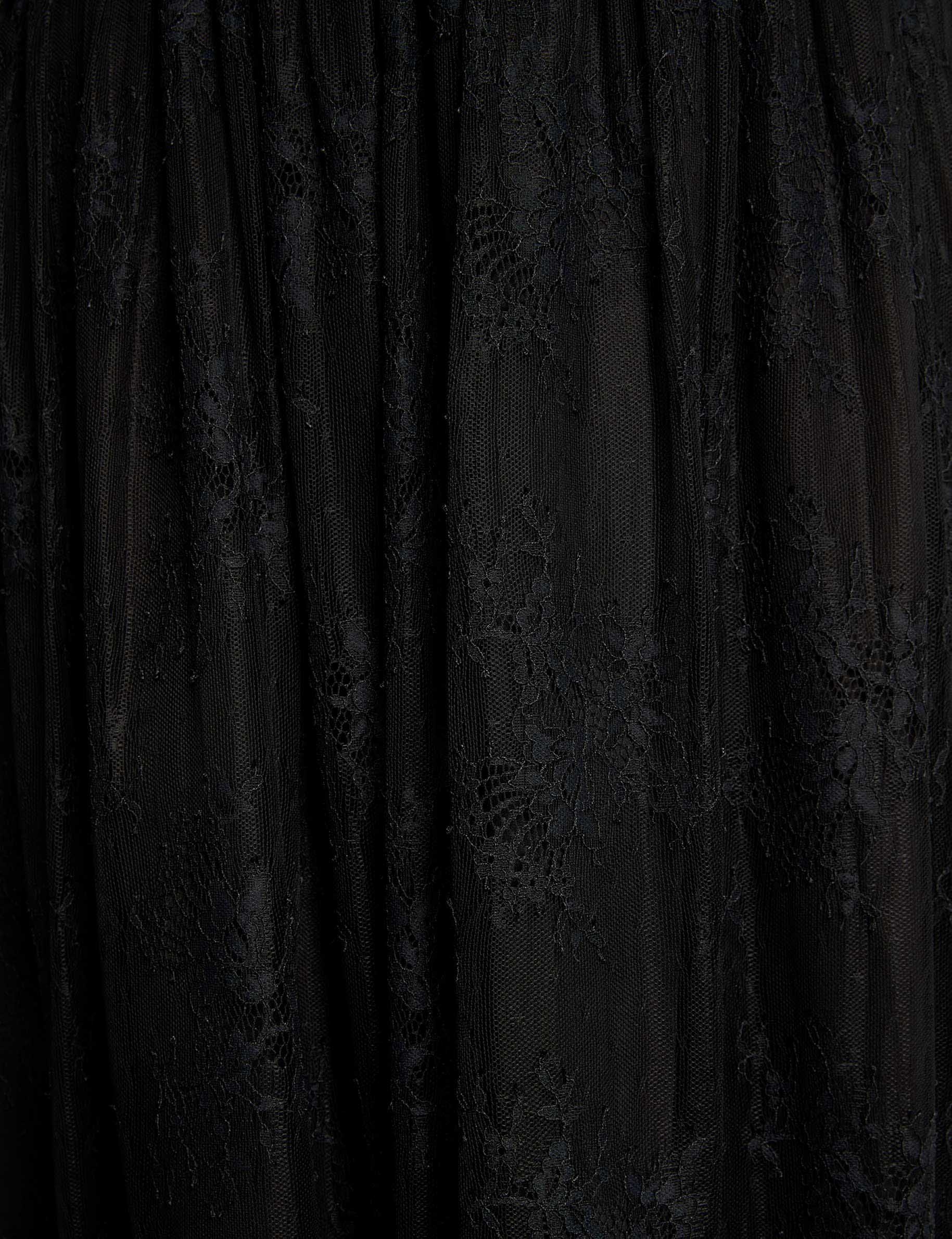 long lace skirt black women null