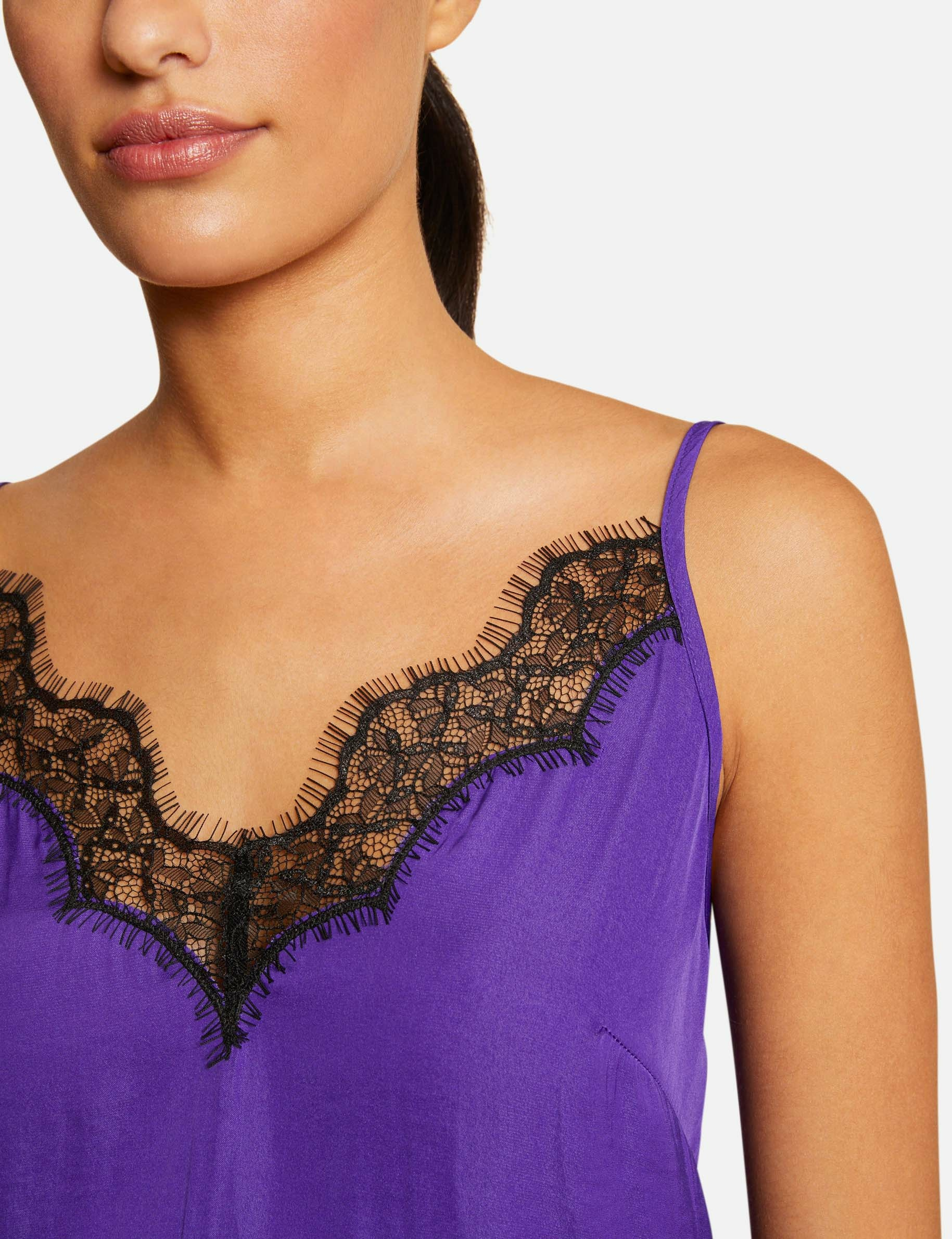 Blouse with thin straps and lace dark purple ladies'