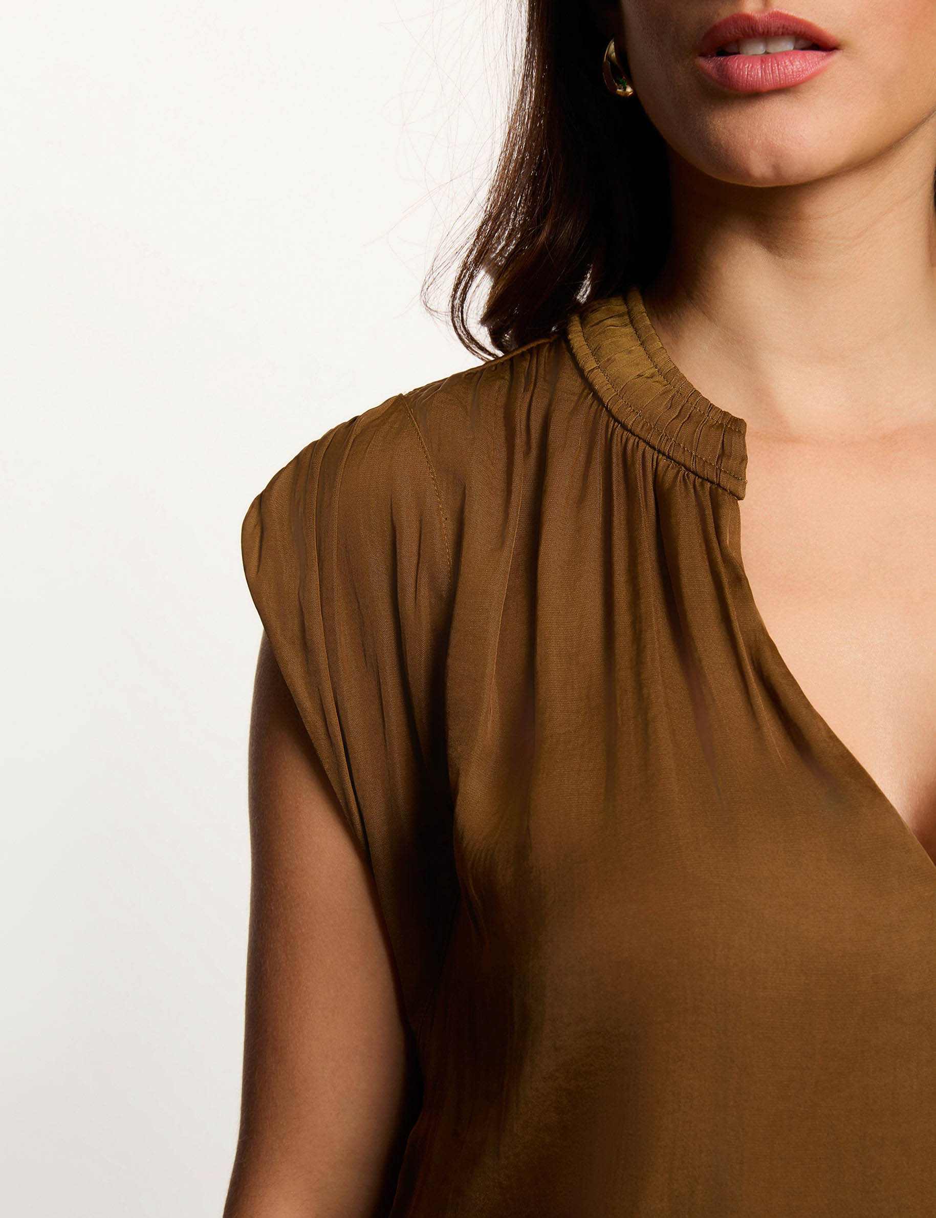 Satin short-sleeved blouse camel women