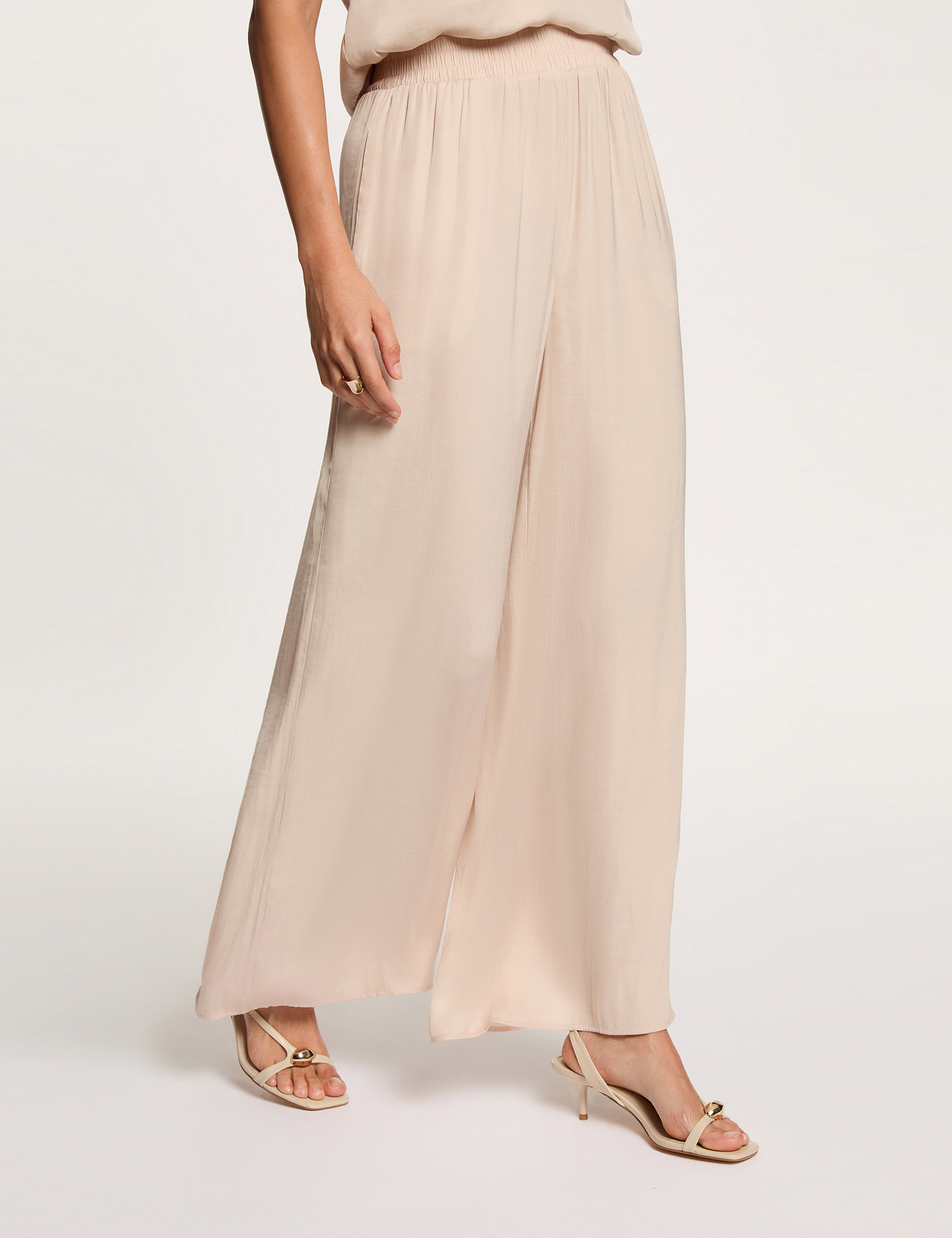 Flowy wide-leg trousers light beige women