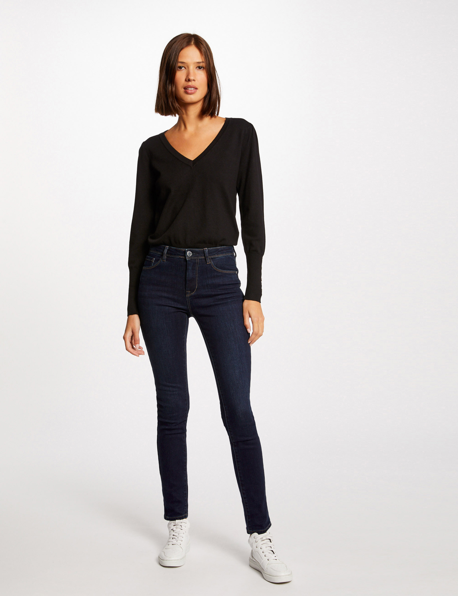 Long-sleeved jumper with V-neck black ladies' Long-sleeved jumper with V-neck black ladies'