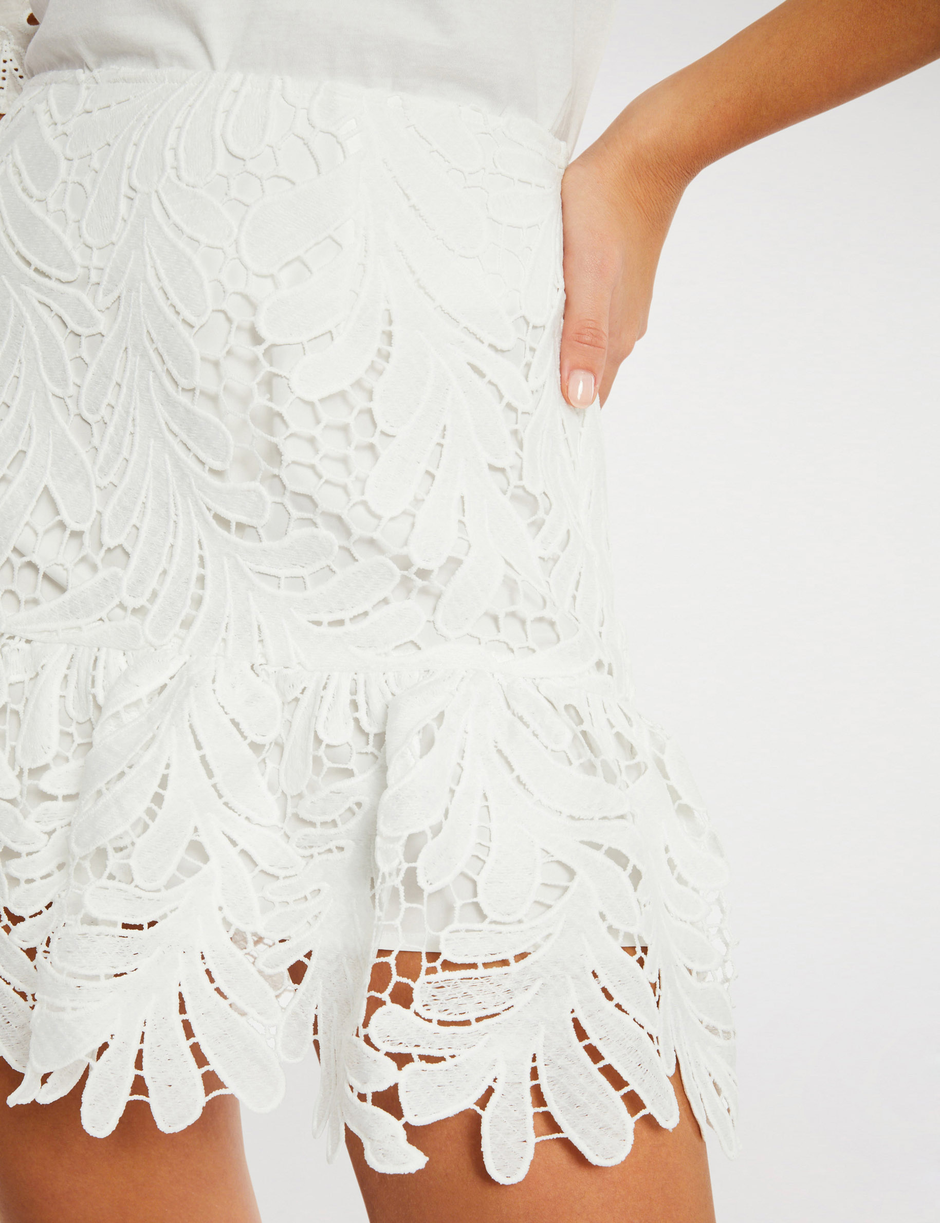 Fitted skirt with lace ecru ladies' Fitted skirt with lace ecru ladies'