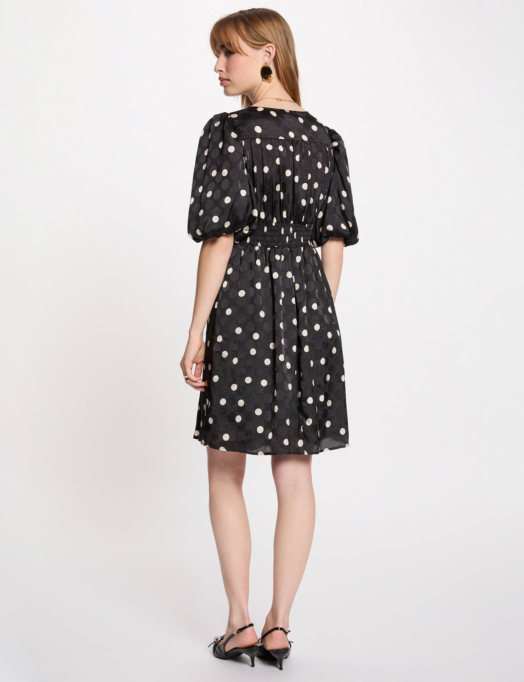 Short dress with puff sleeves black women