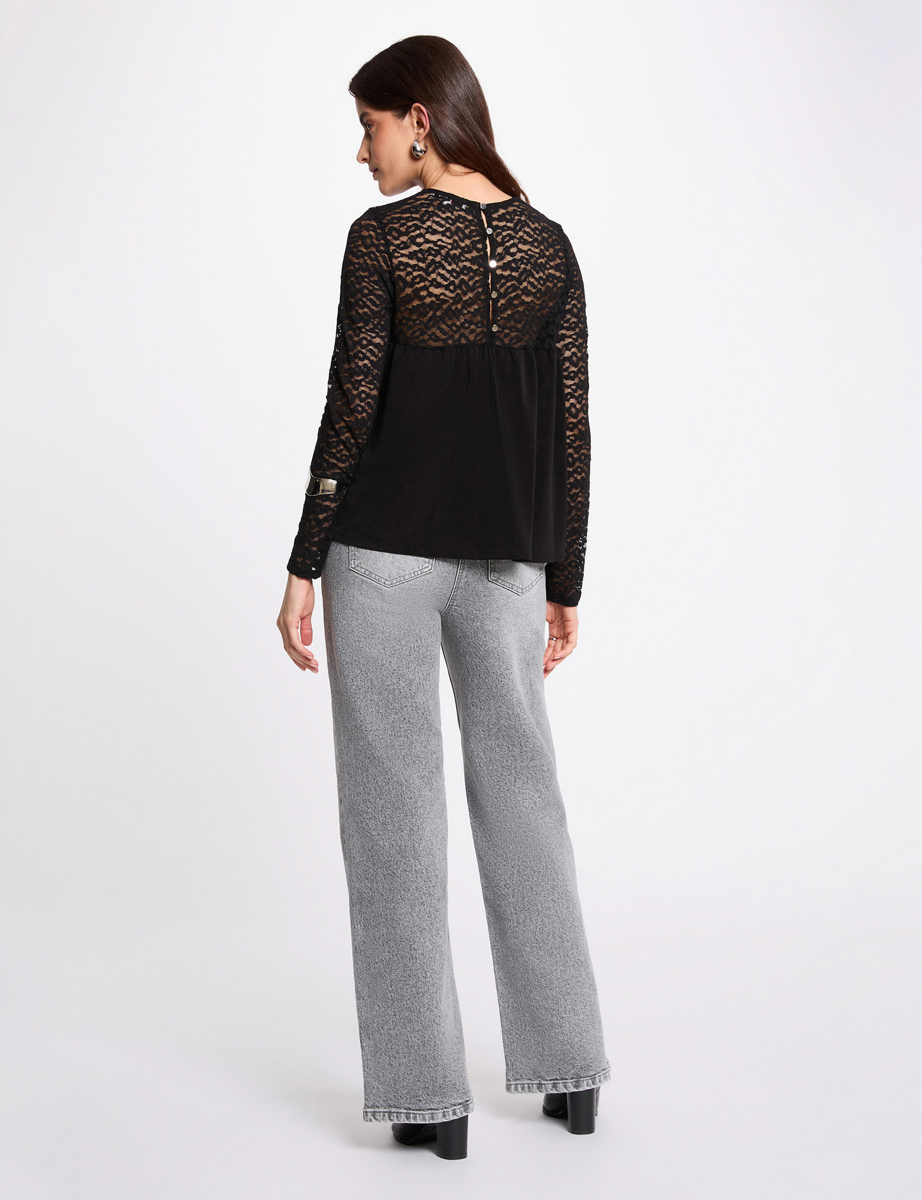 Long-sleeve lace t-shirt black women