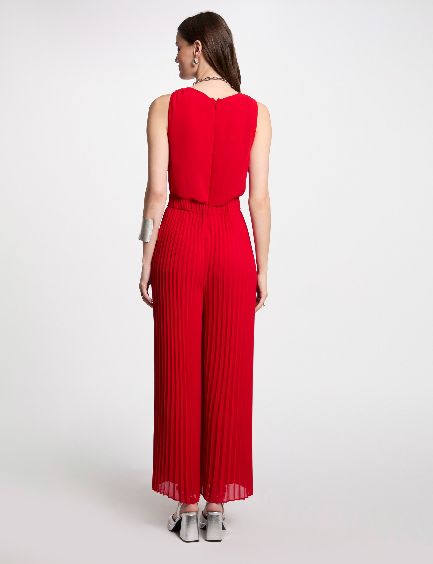Loose jumpsuit with pleated legs red women