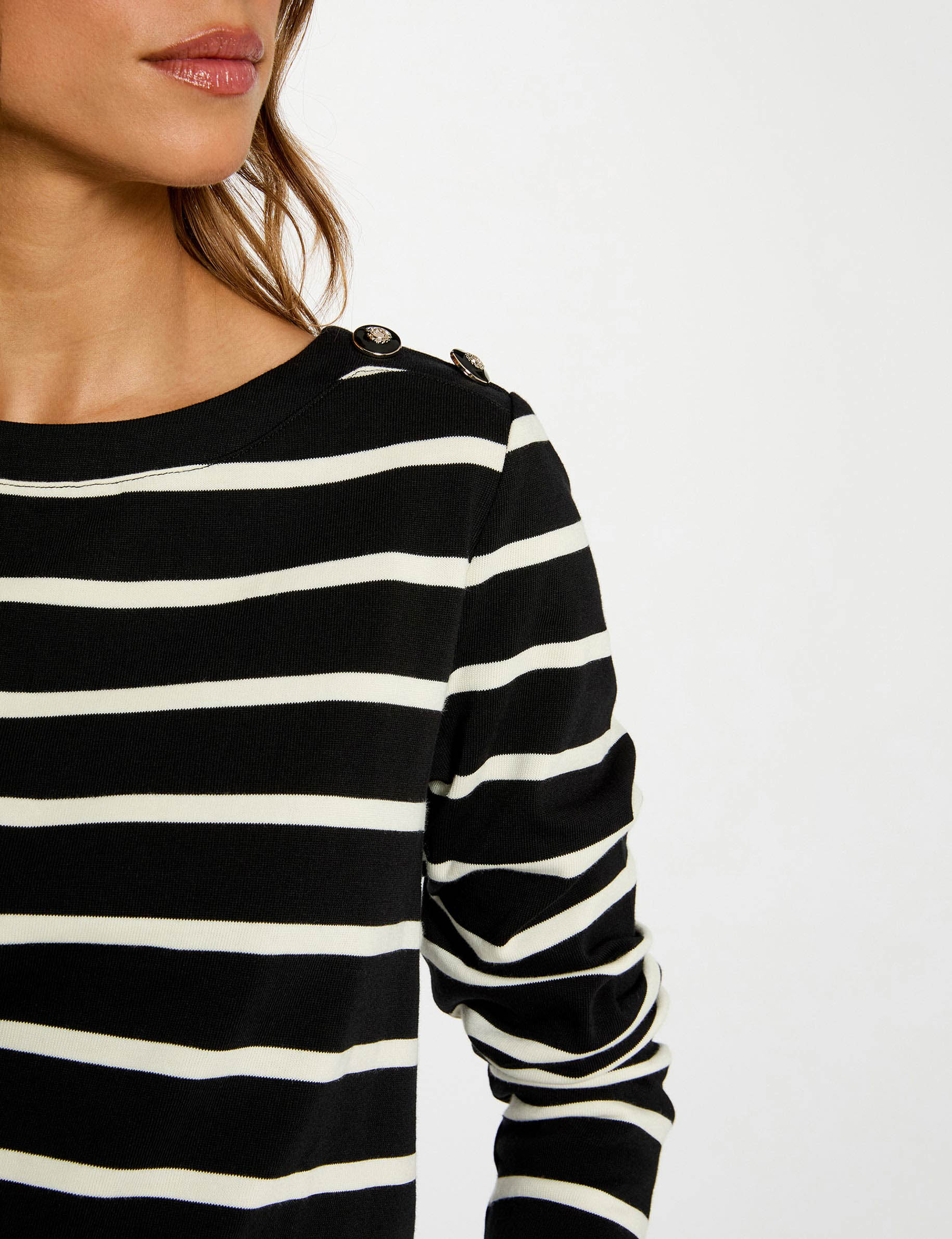 Long-sleeve printed t-shirt black women