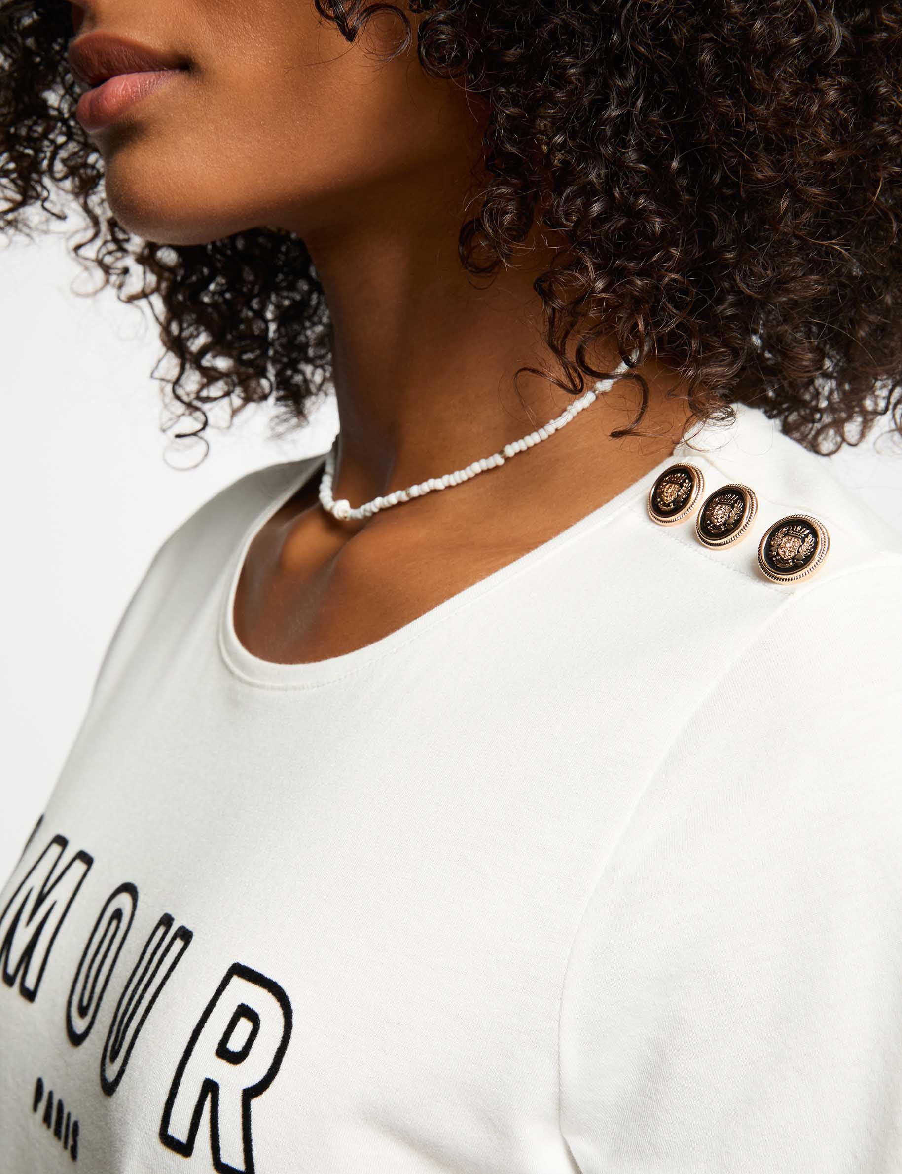 t shirt with message white women T-shirt with message white women