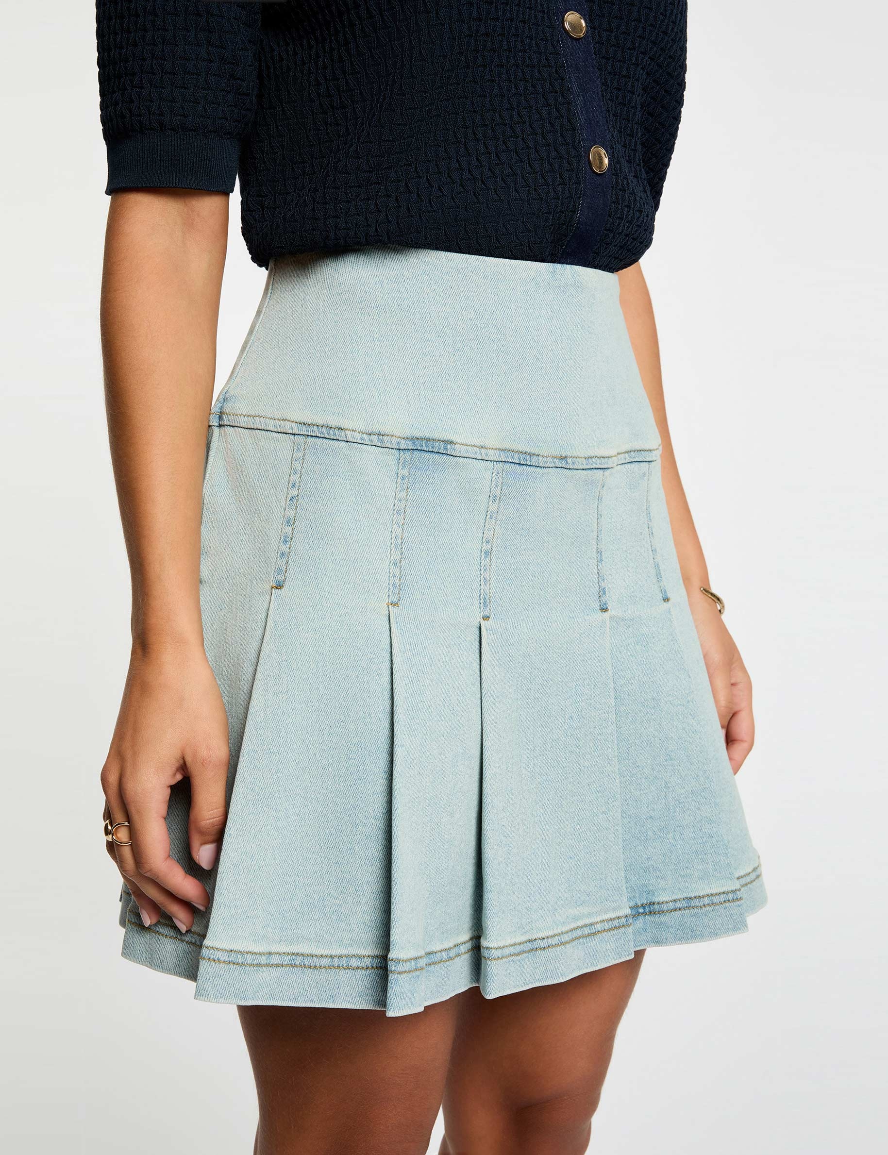 Pleated short skirt bleach denim women