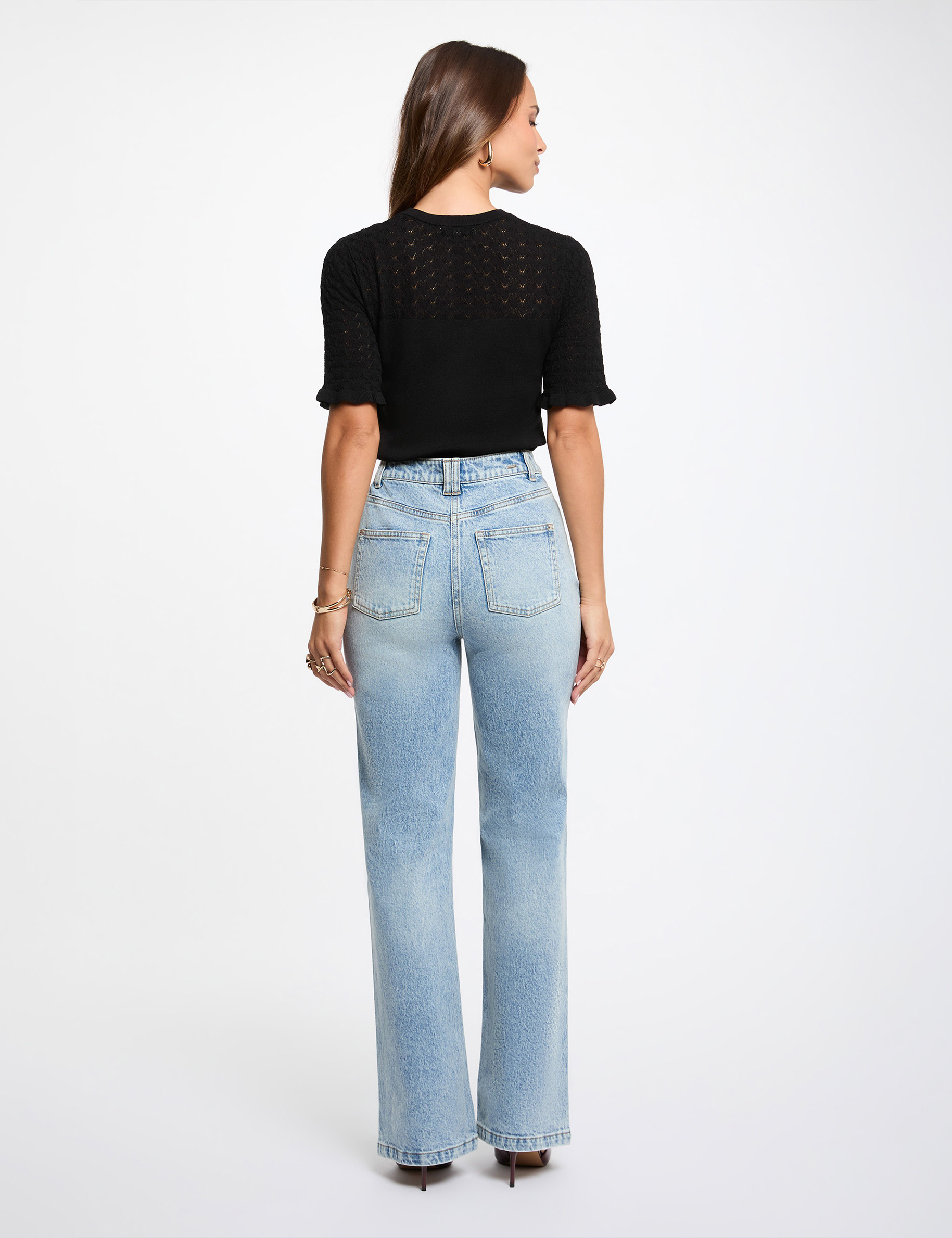 Short-sleeve sweater black women