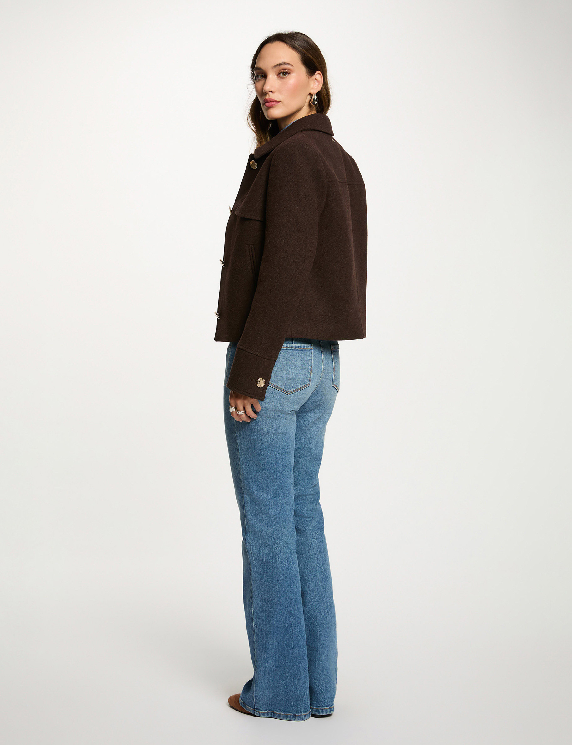 Short buttoned coat dark brown women