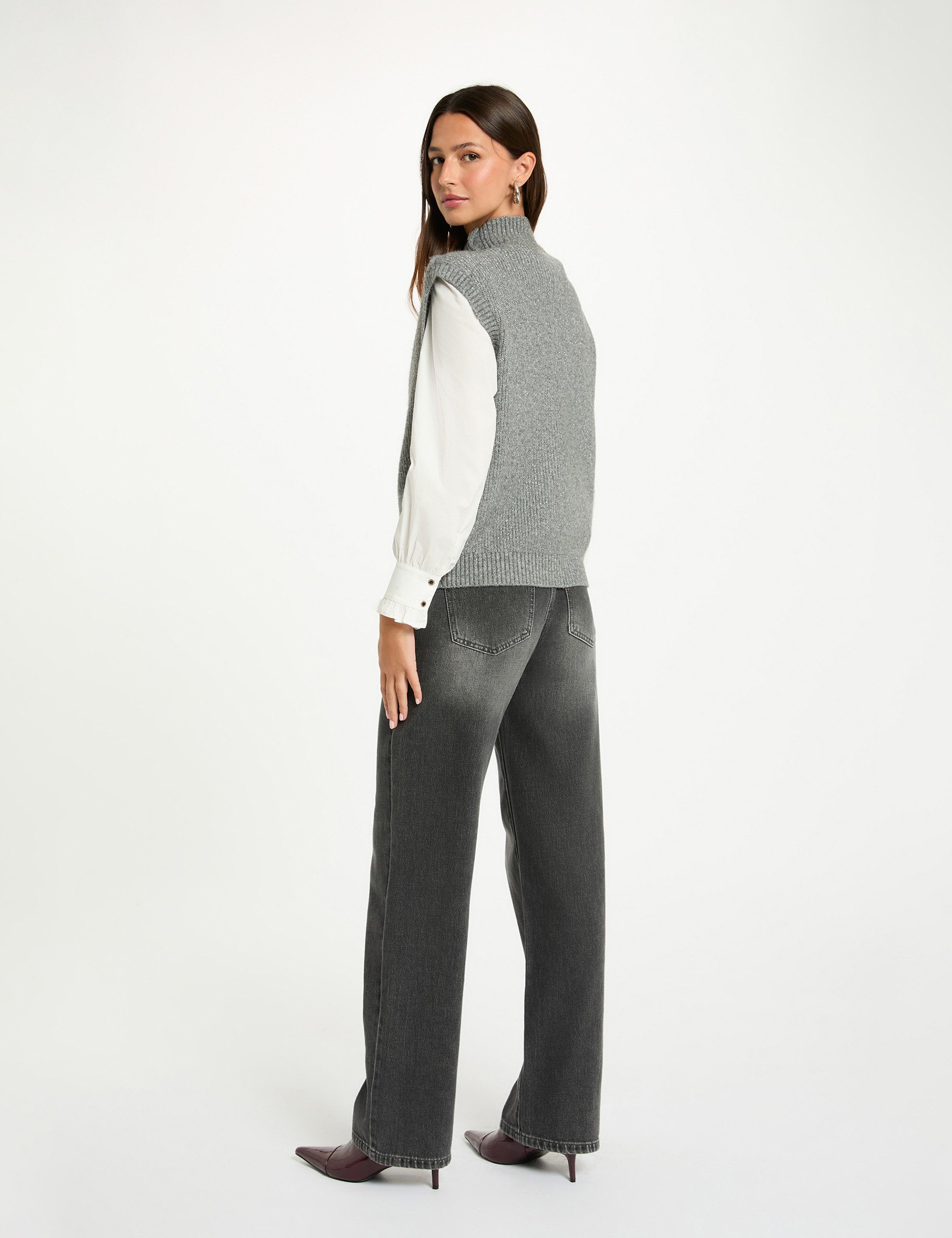pull sans manches gris fonce femme Pull sans manches gris foncé femme