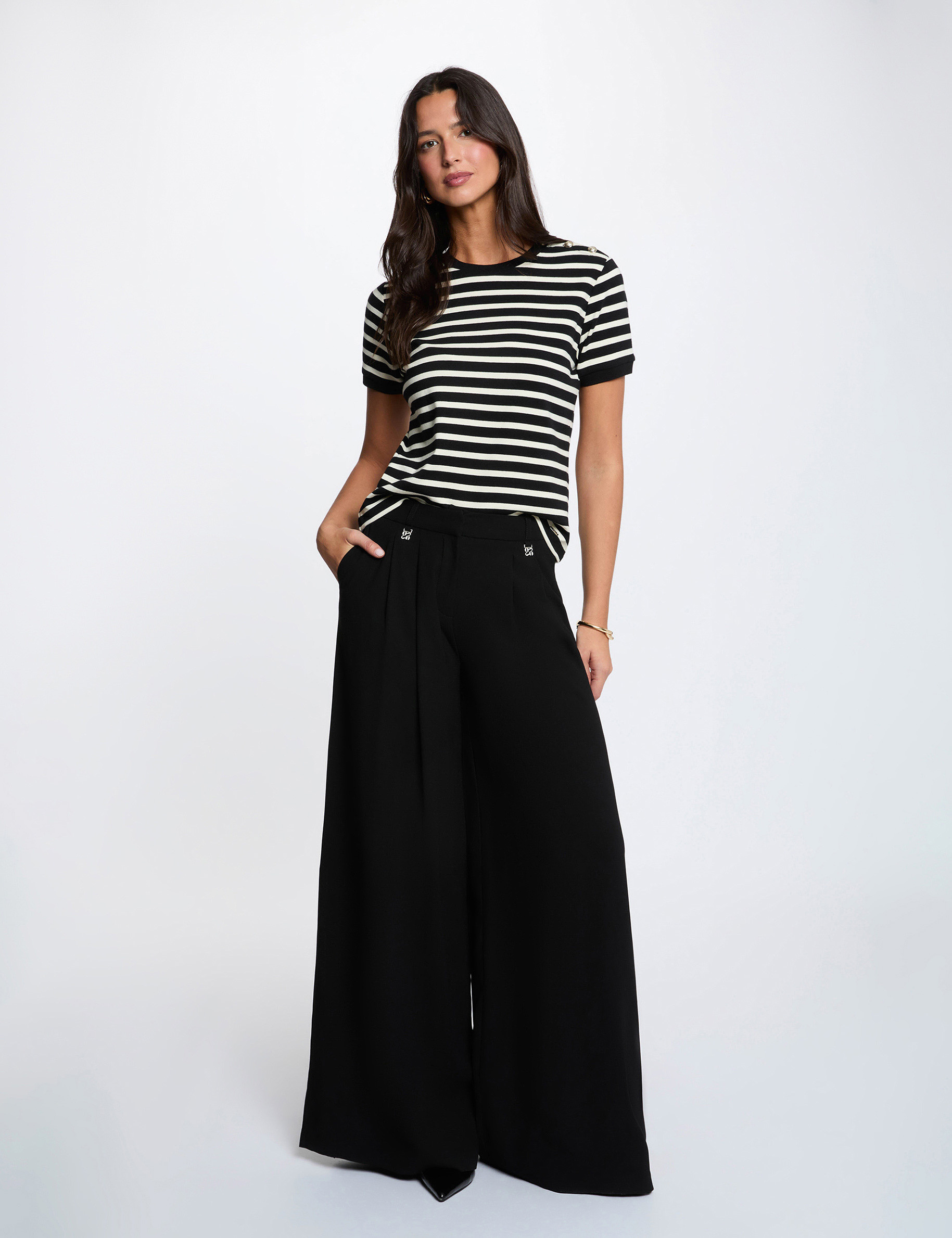 Striped t-shirt with round neck black women