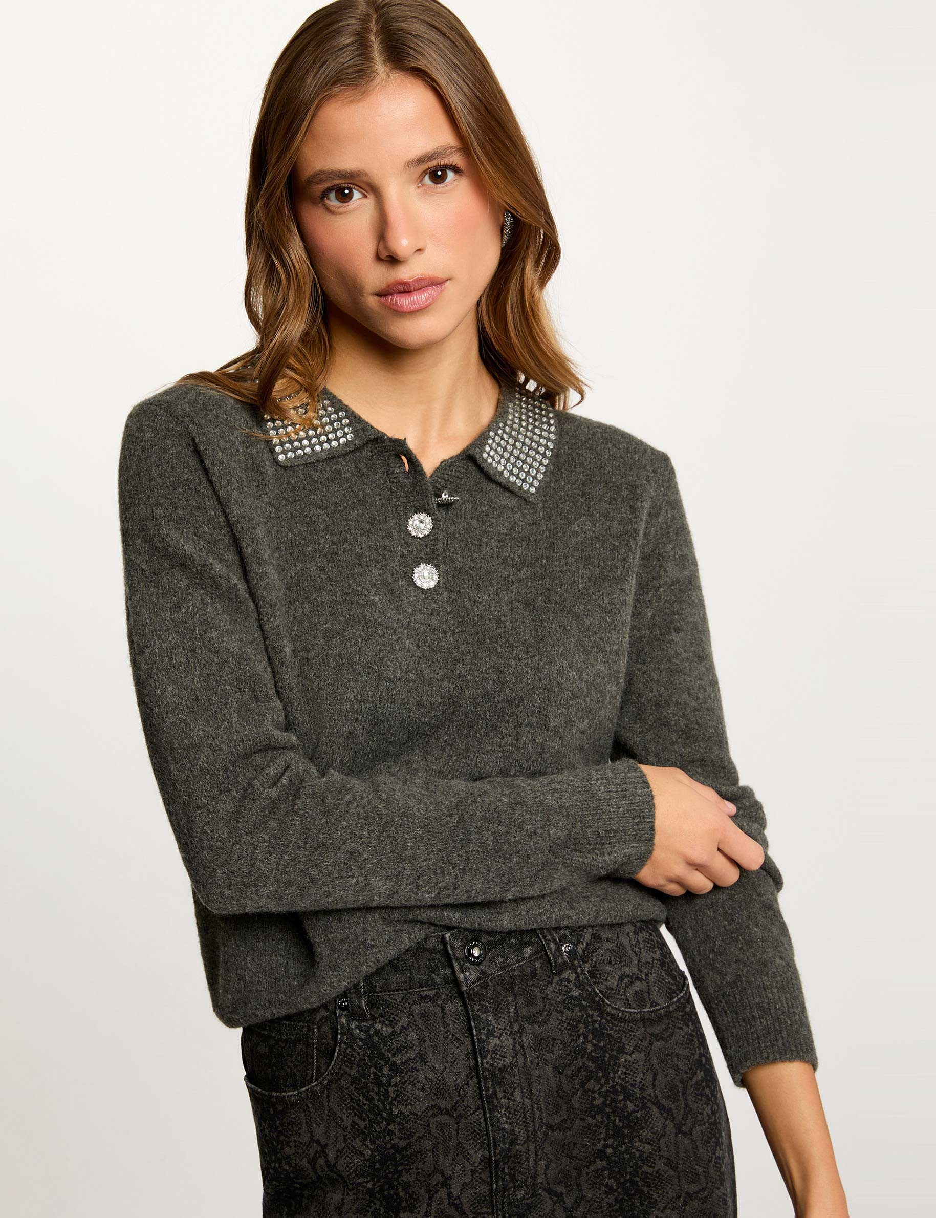 fitted sweater with turned down collar dark grey women Fitted sweater with turned-down collar dark grey women