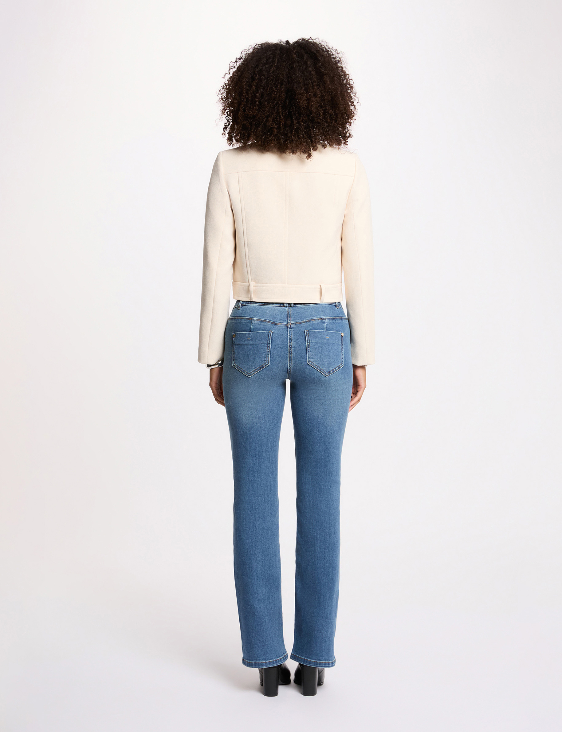 Short jacket cream women