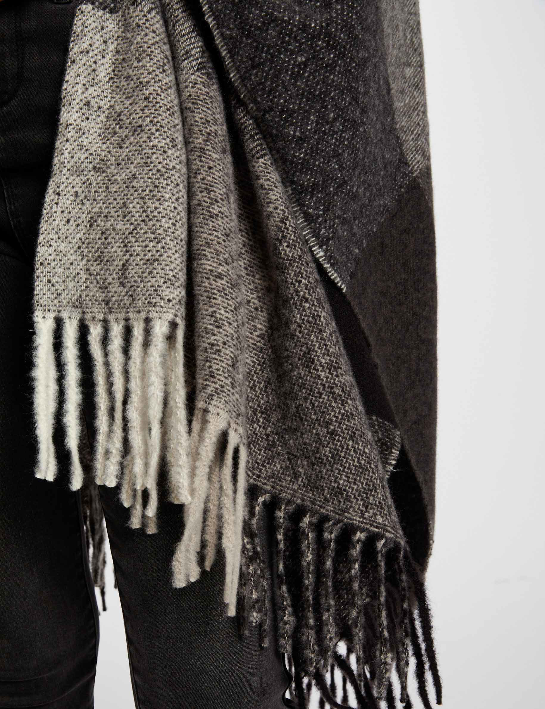 Scarf with check print mid-grey ladies' Scarf with check print mid-grey ladies'