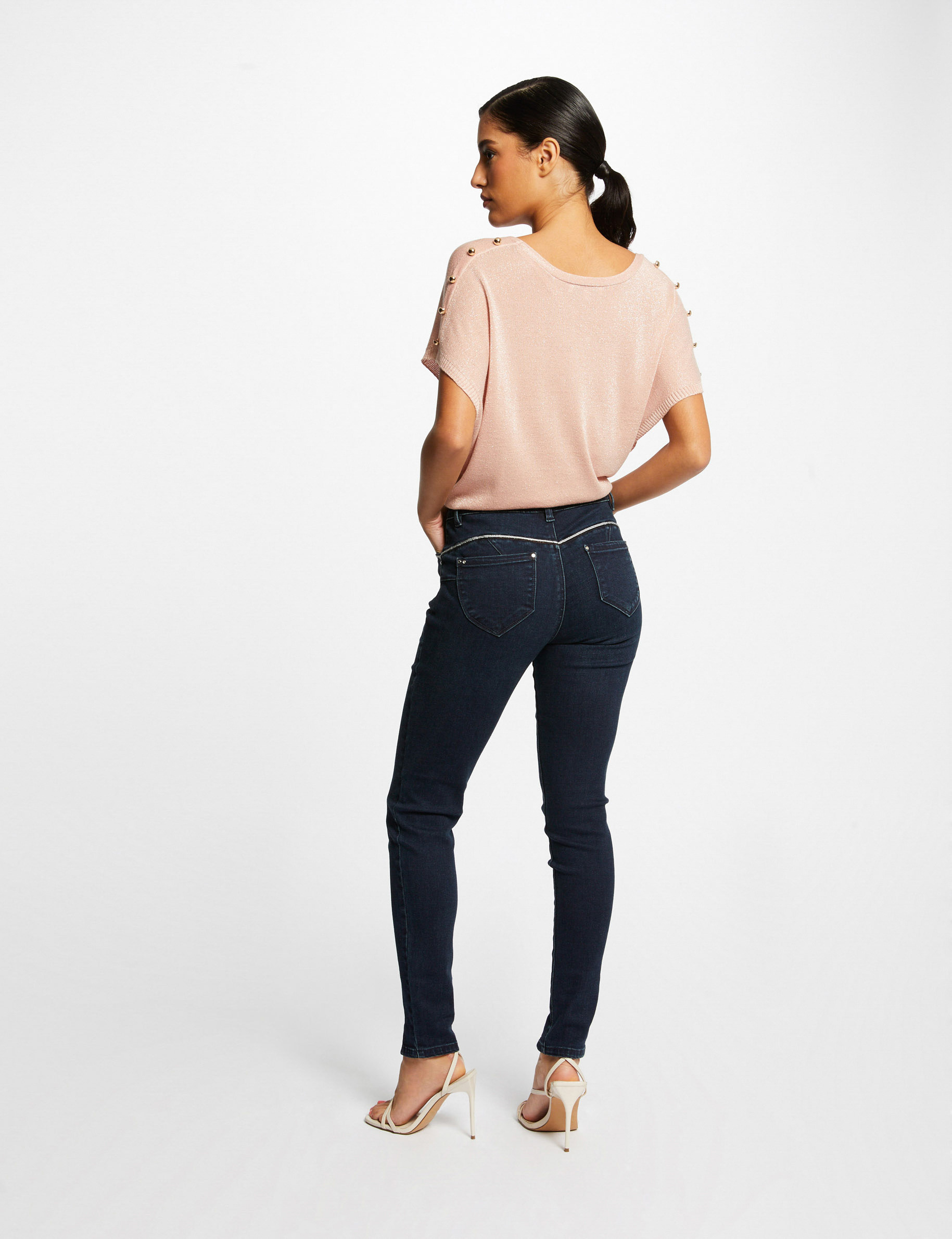 Short-sleeved jumper with V-neck ladies' Short-sleeved jumper with V-neck ladies'