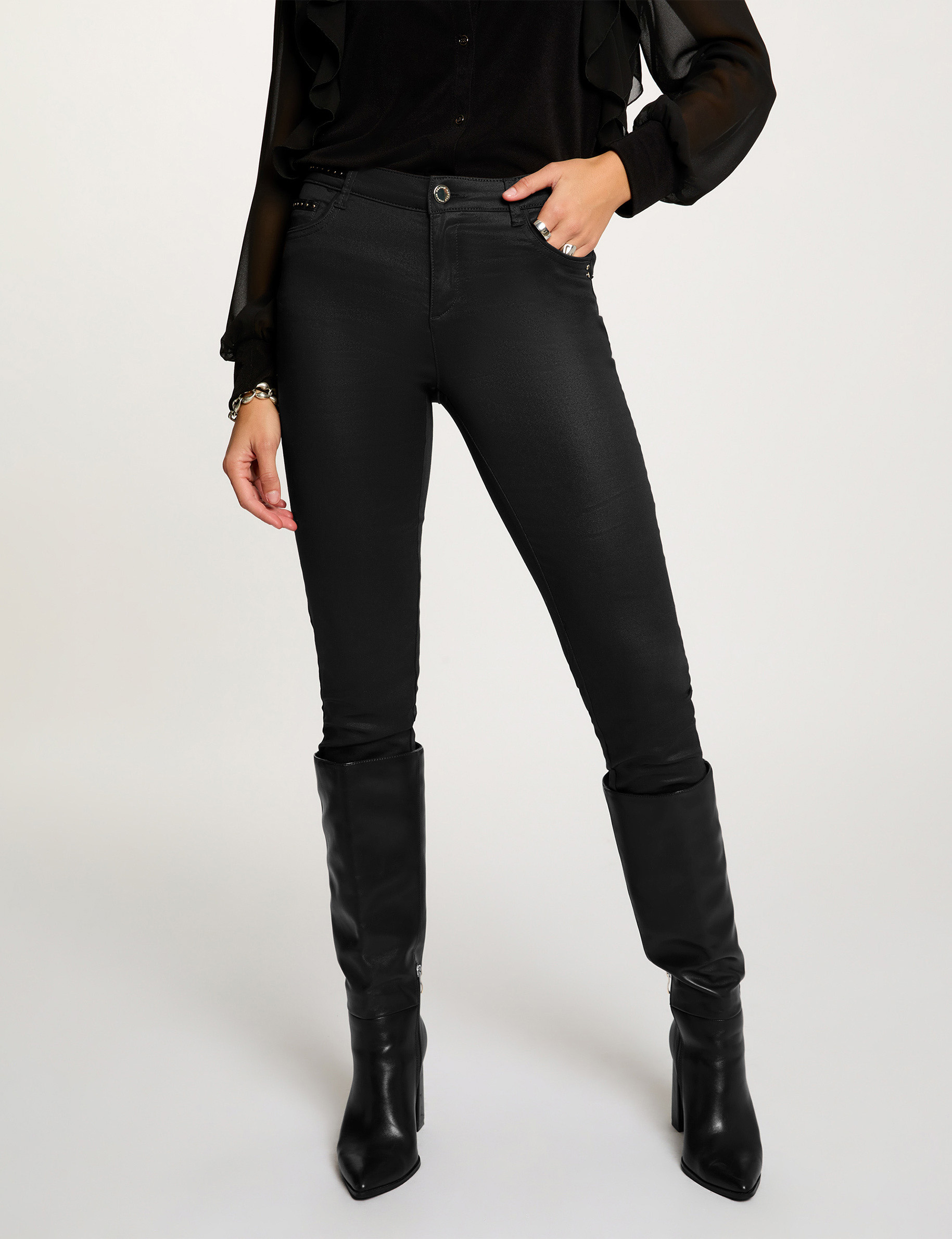Slim trousers wet effect black women