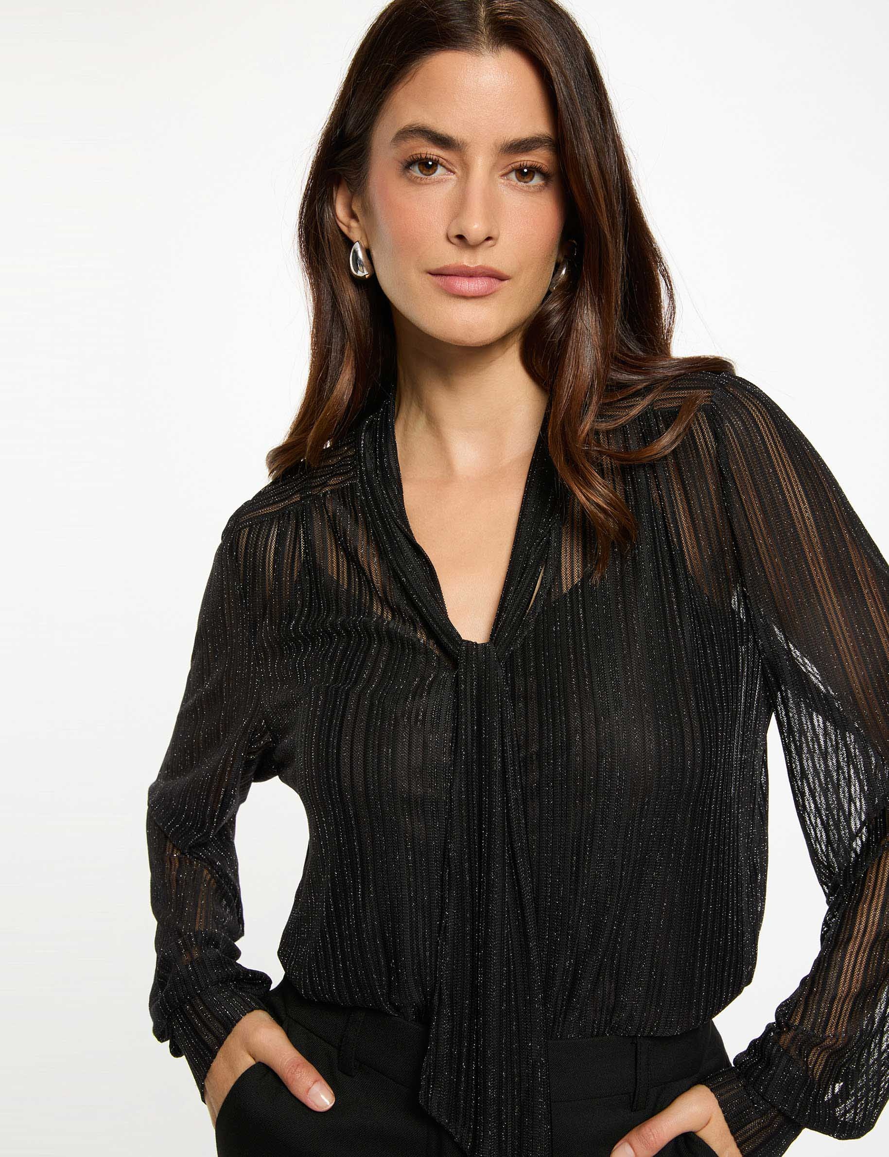 T-shirt court col lavallière noir femme