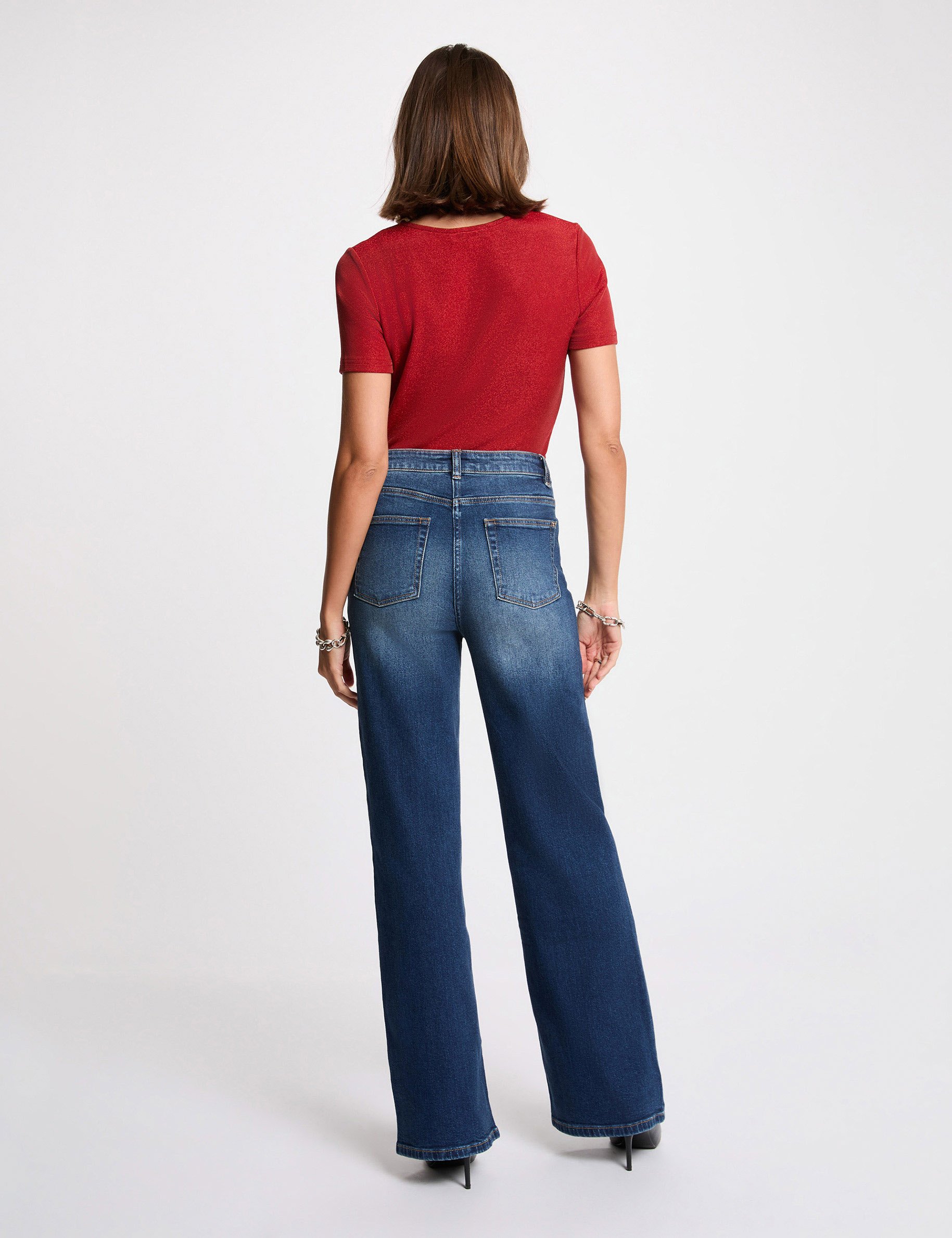 Short-sleeved t-shirt with V-neck dark orange women