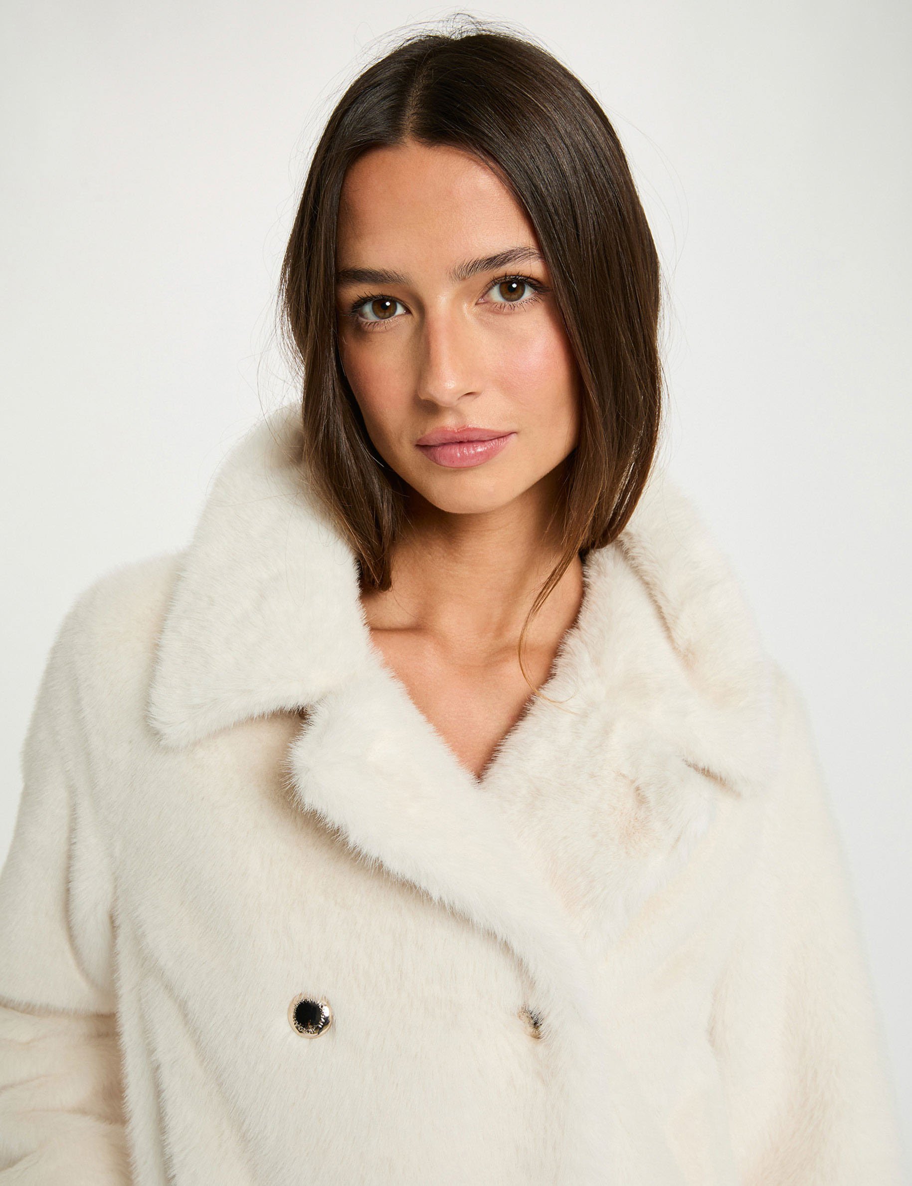 Buttoned straight coat ivory women