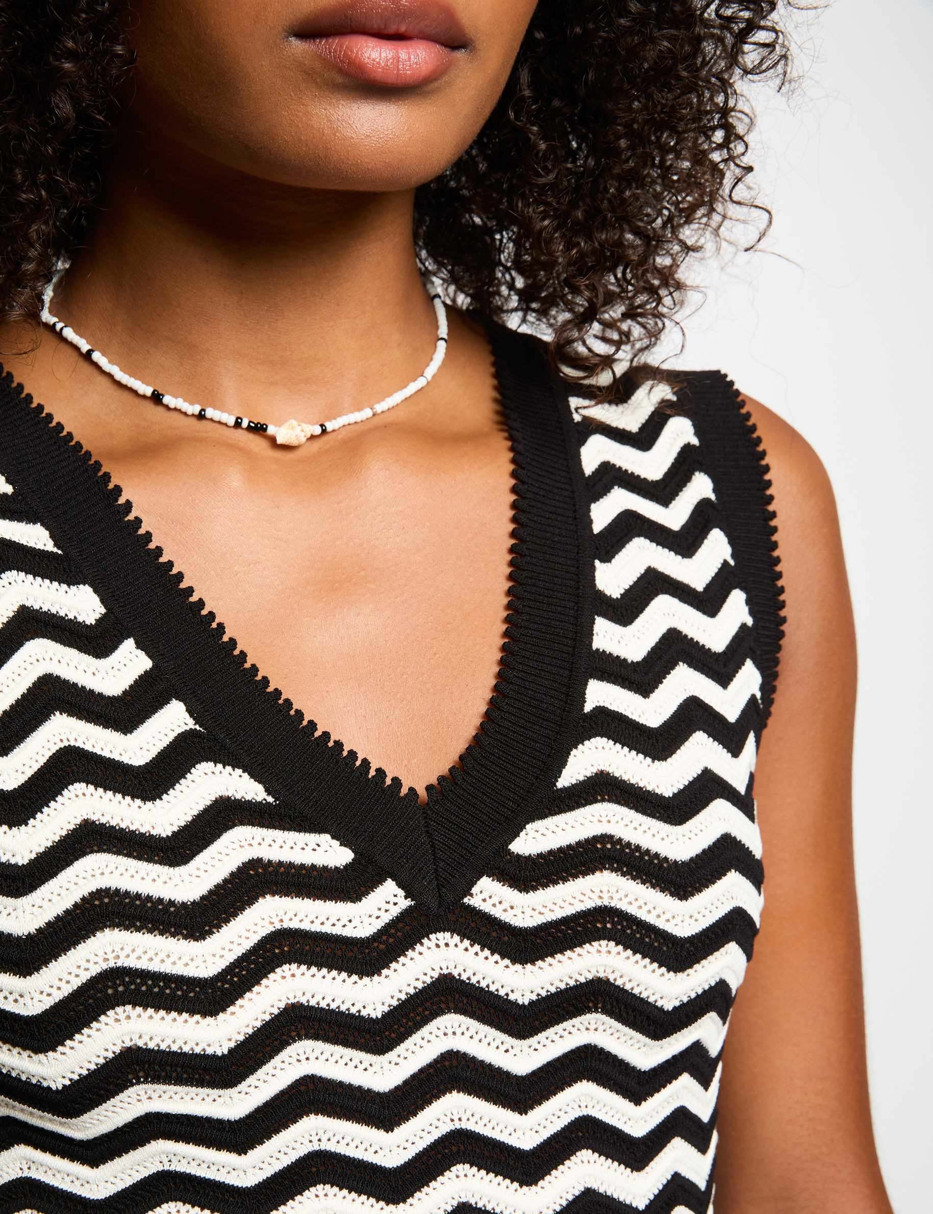 sleeveless knitted top black women Sleeveless knitted top black women