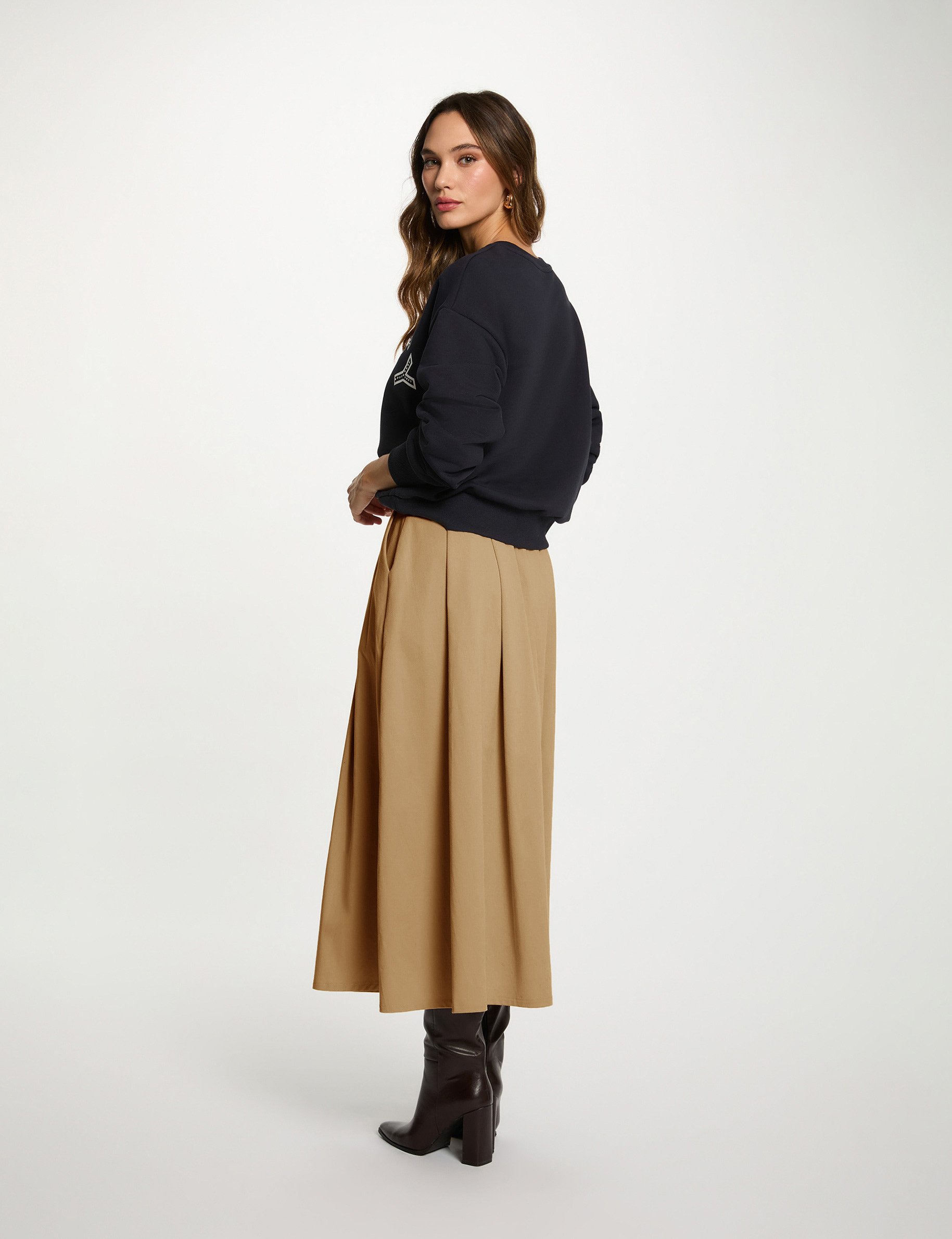High-waisted flared skirt beige women
