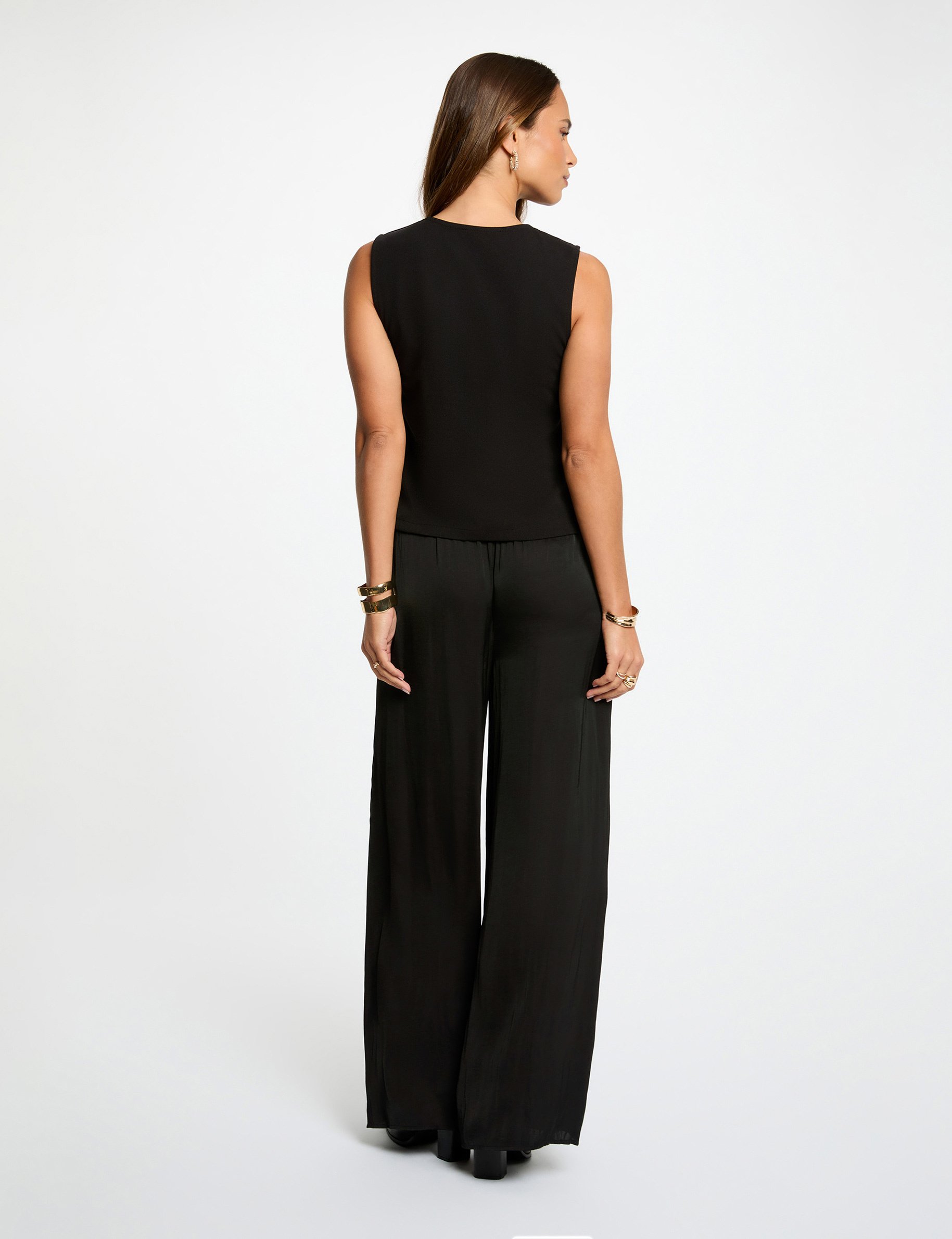 Sleeveless V-neck cardigan black women