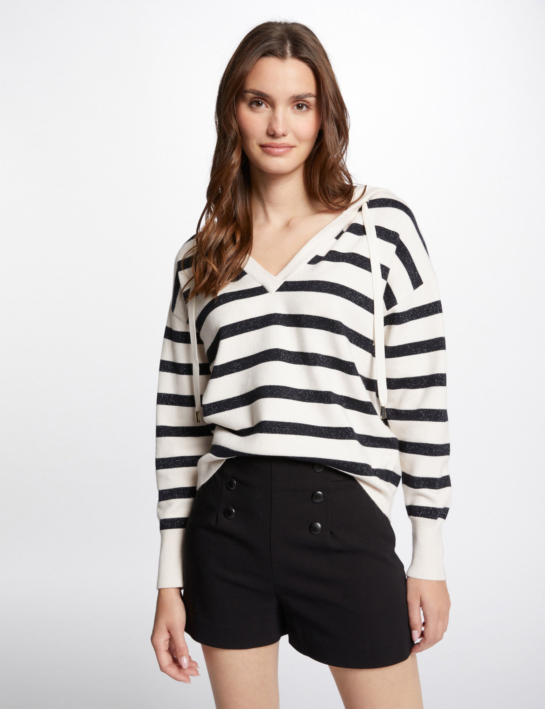 pull col en v a capuche ivoire femme Pull col en V à capuche ivoire femme