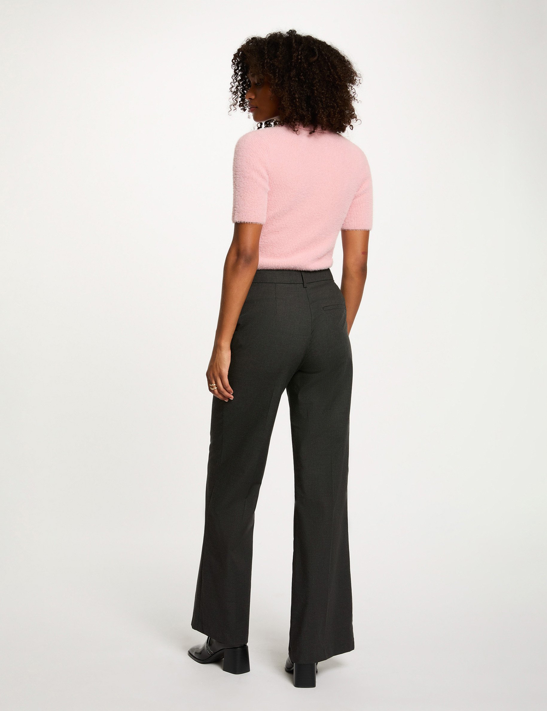 Cropped sweater with folded collar pink women