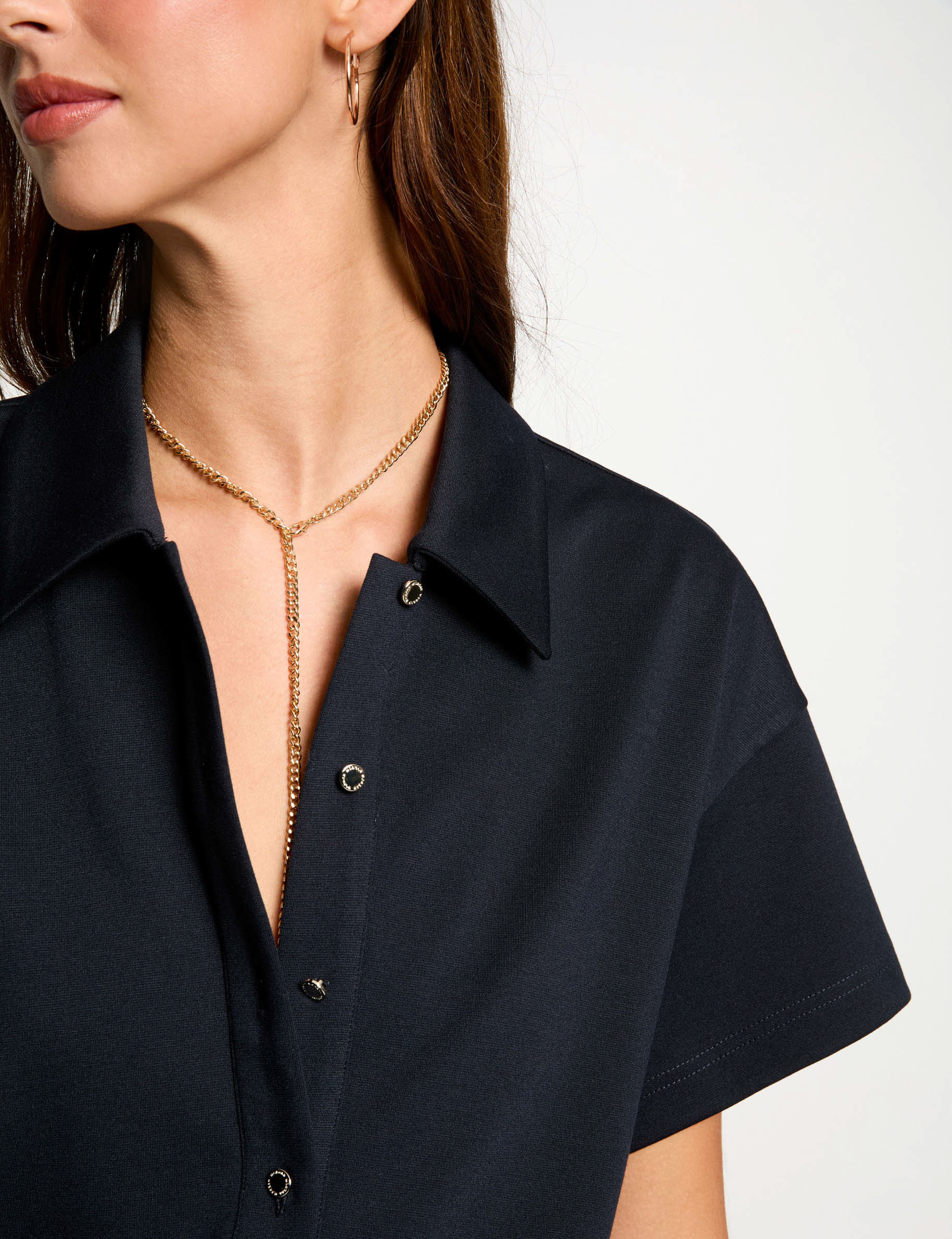 robe courte ajustee bleu marine femme Robe courte ajustée bleu marine femme