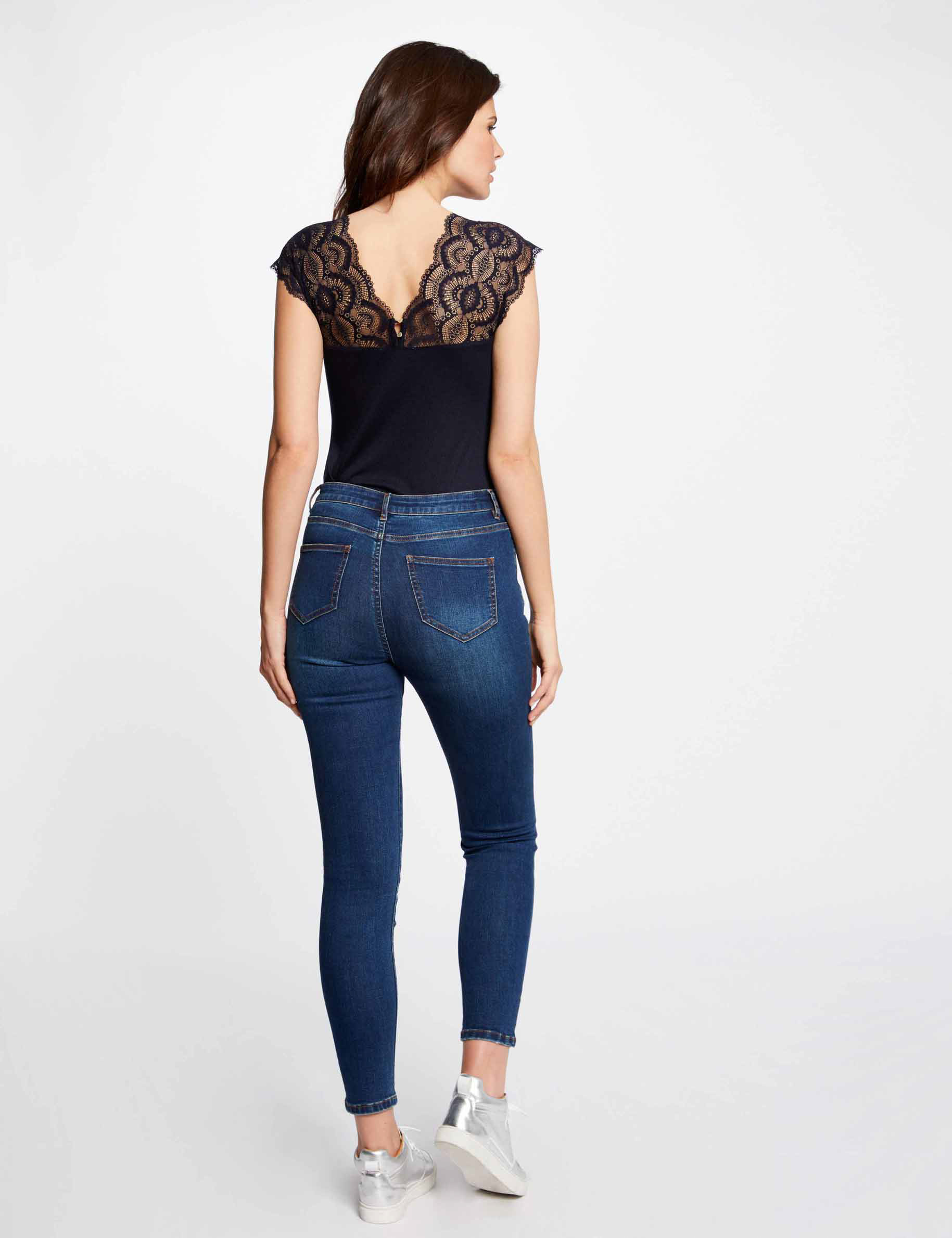 Short-sleeved t-shirt with lace navy ladies' Short-sleeved t-shirt with lace navy ladies'